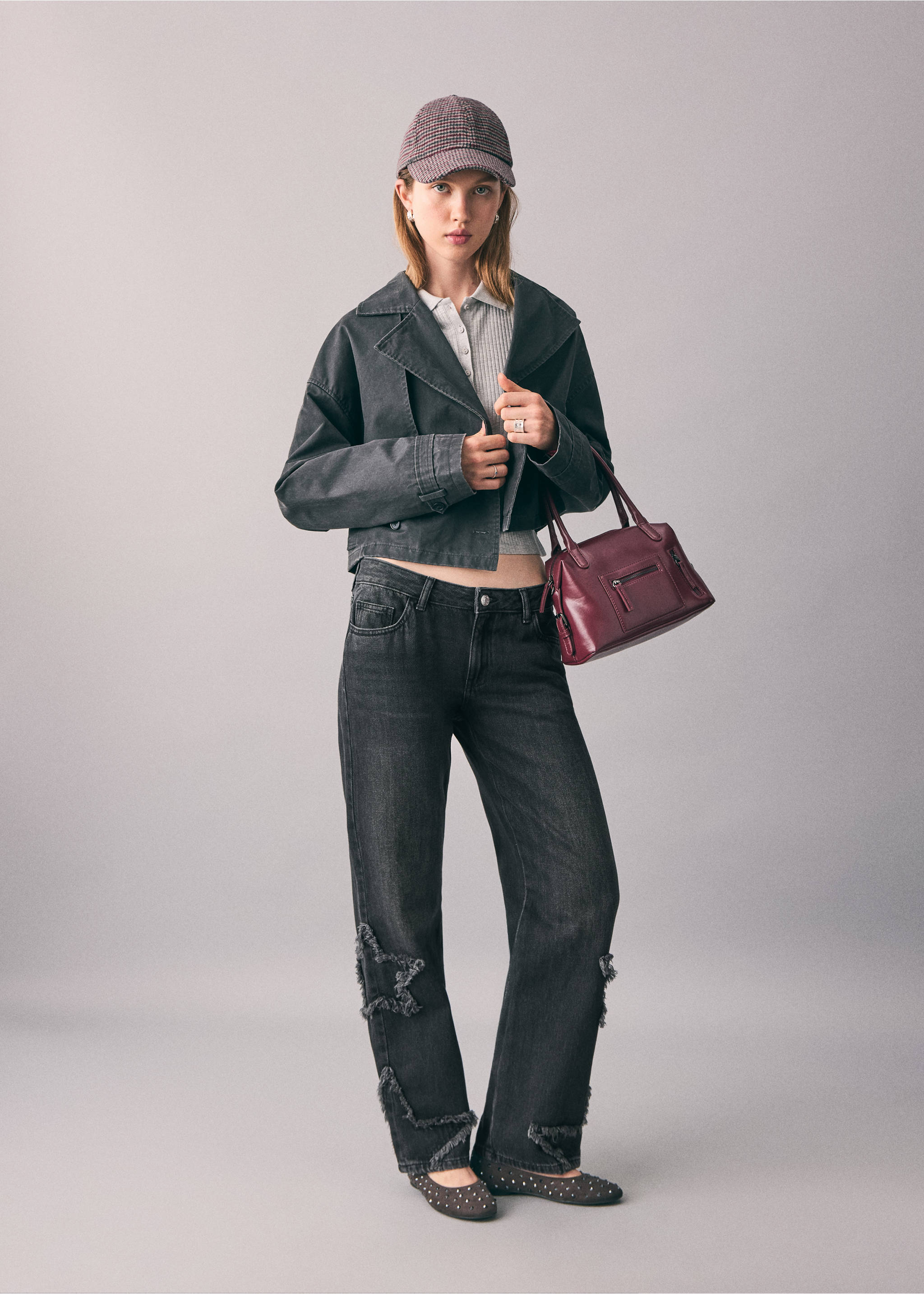 Straight-leg jeans with star embroidery - General plane, Black denim. Ref: 17022914-00.