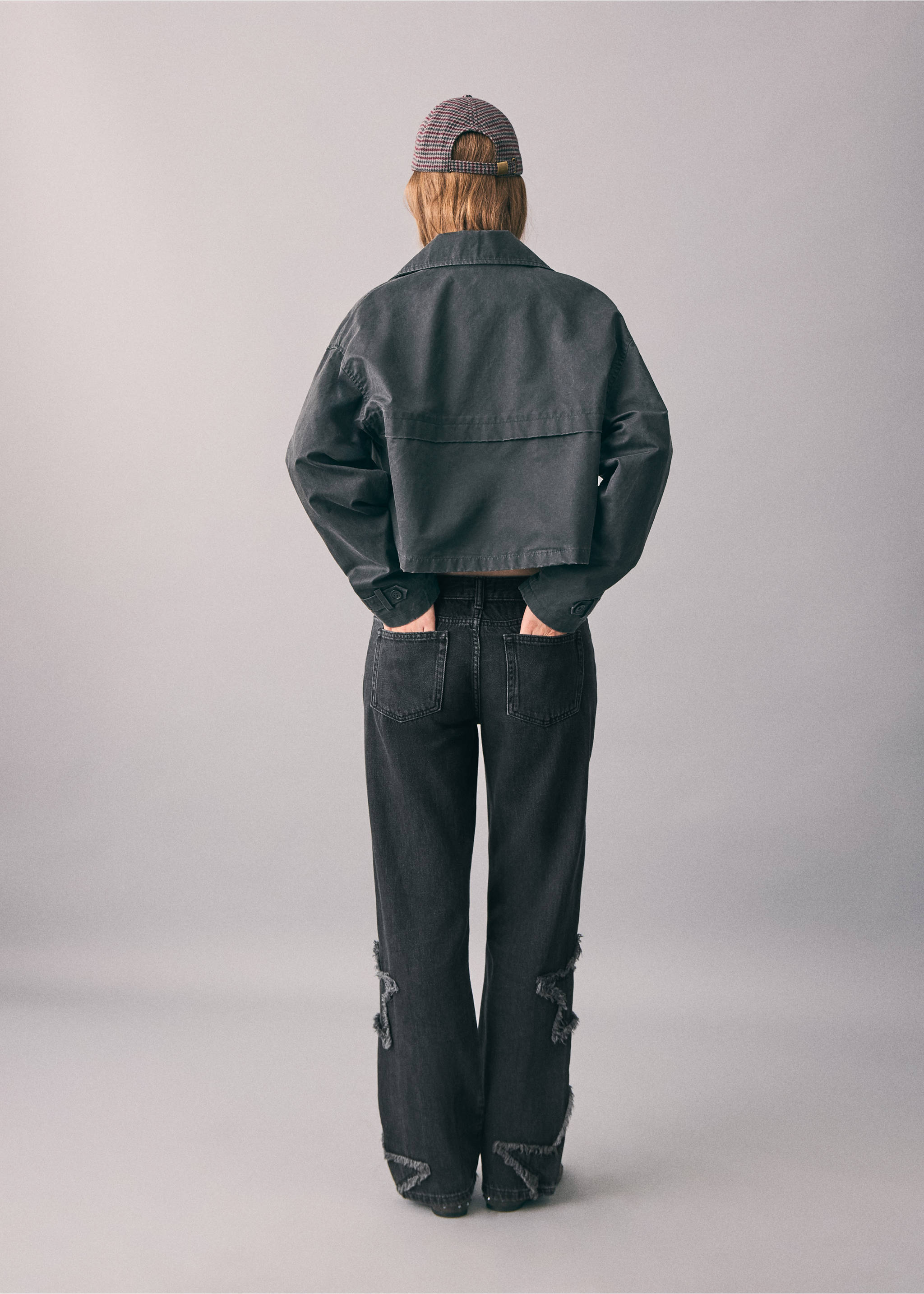 Straight-leg jeans with star embroidery - Reverse of the article, Black denim. Ref: 17022914-00.