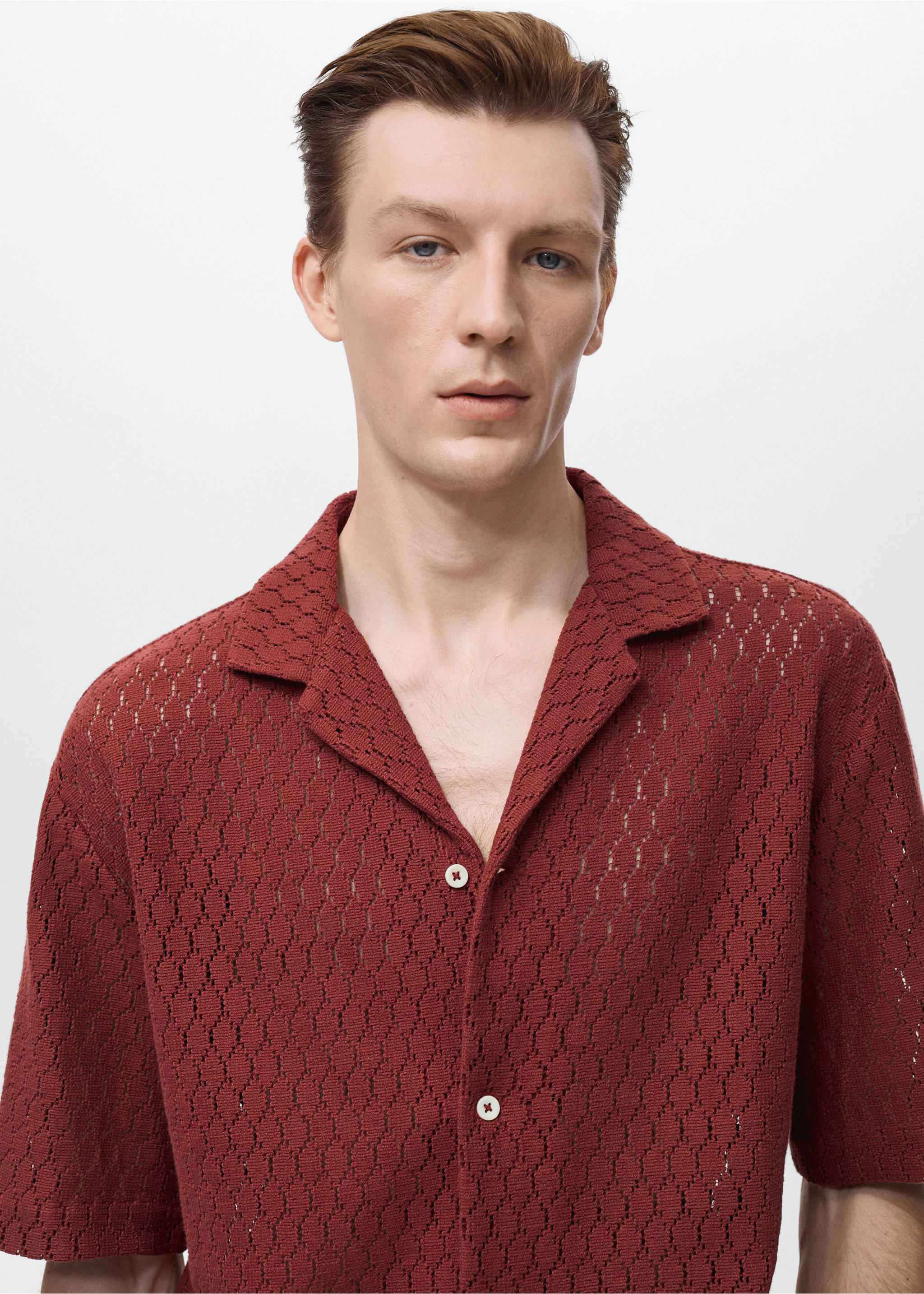 Cotton blouse with openwork detail - Details of the article 1, Cherry. Ref: 17022915-00.