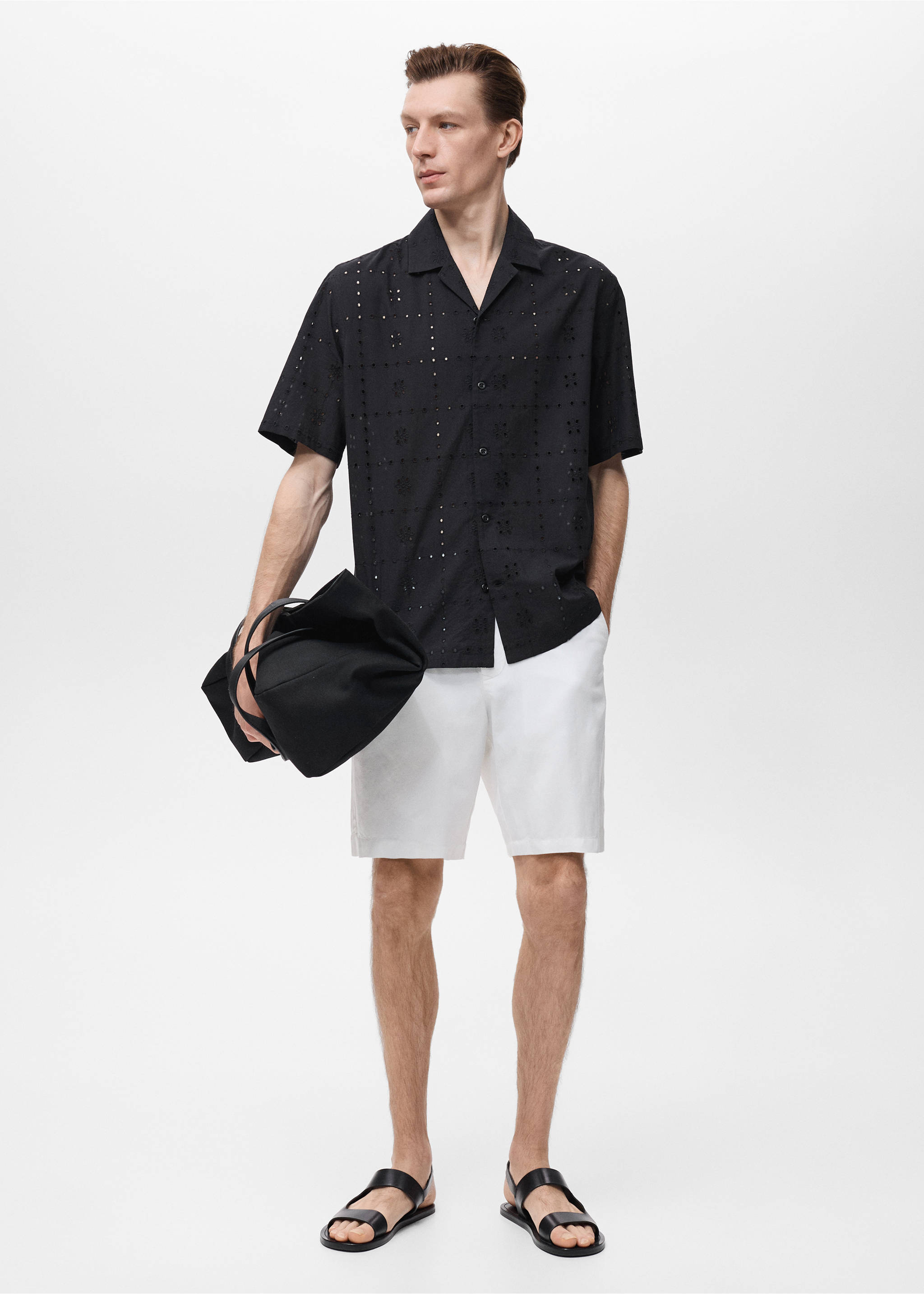 Shirt with embroidered eyelet details - General plane, Black. Ref: 17022916-00.