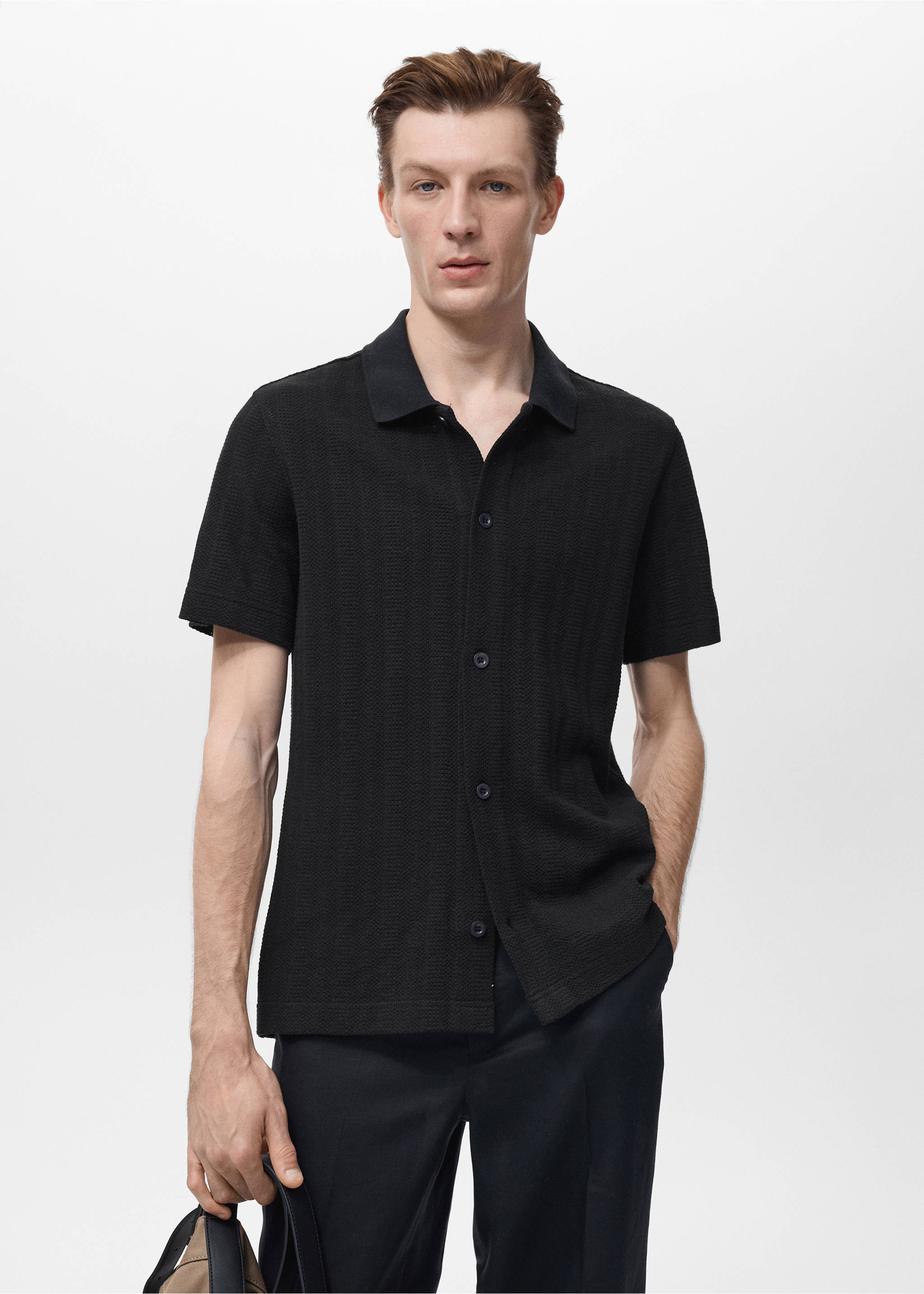 Structured knitted shirt - Medium plane, Black. Ref: 17022924-00.