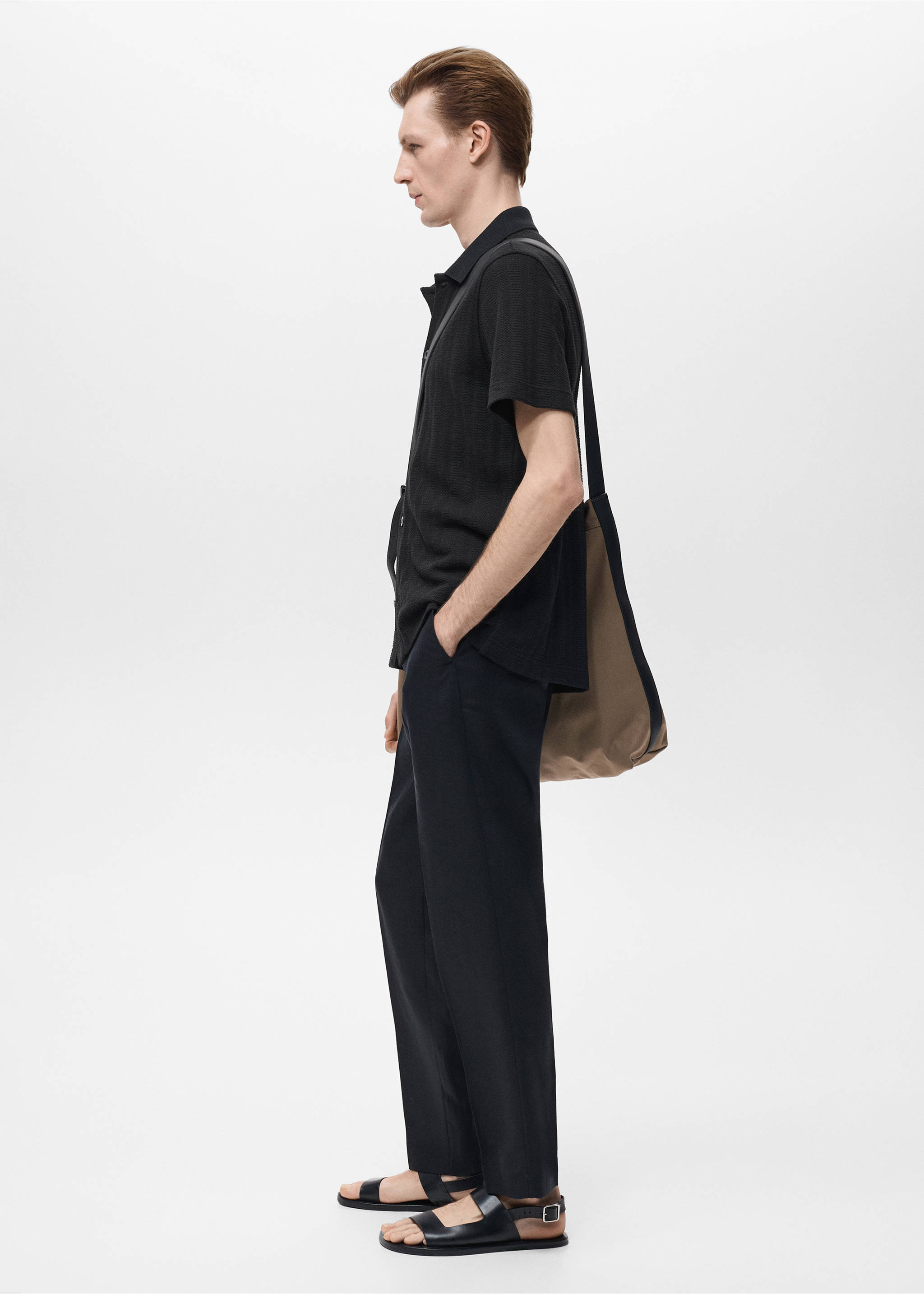 Structured knitted shirt - Details of the article 2, Black. Ref: 17022924-00.