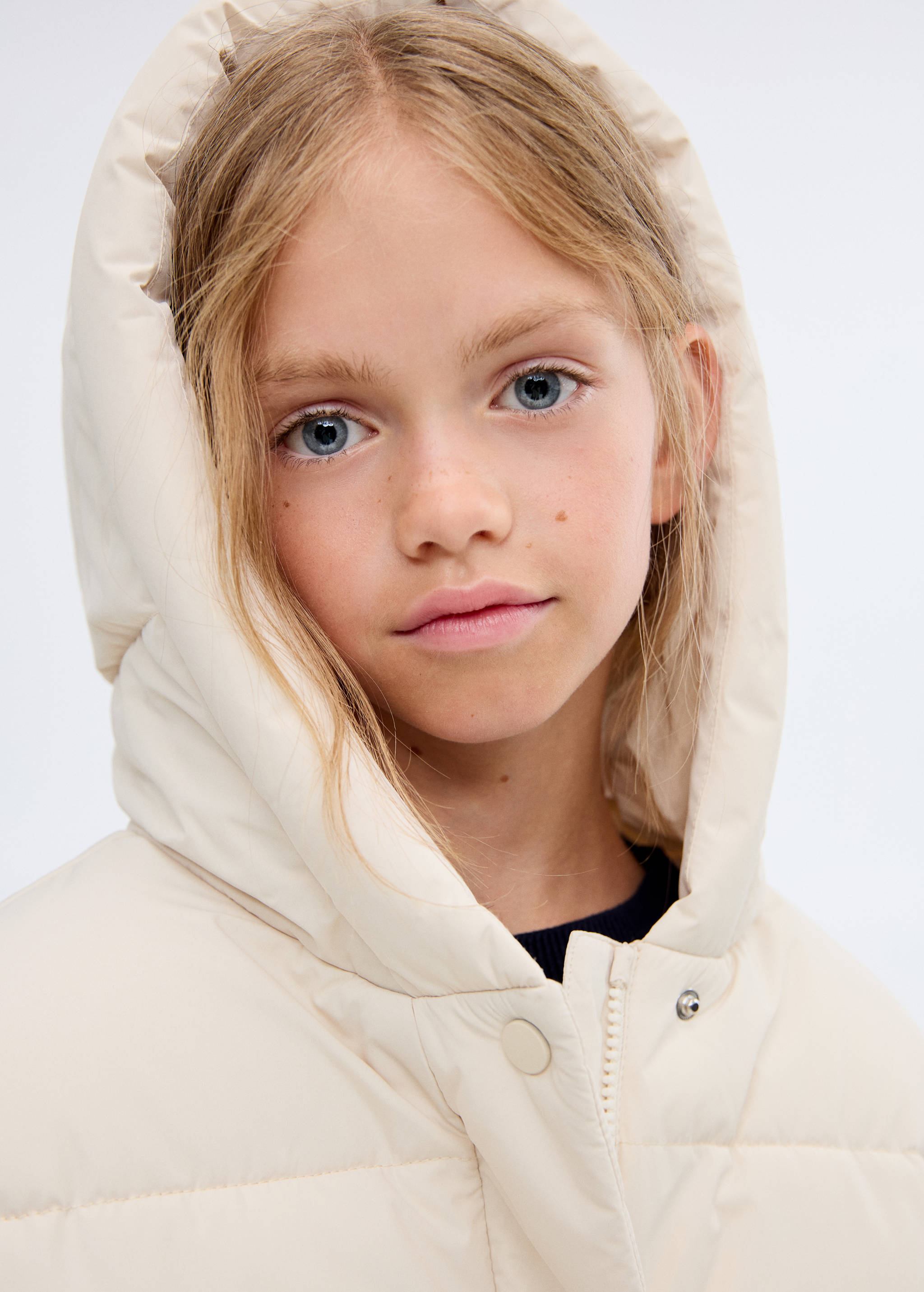 Manteau capuche doublure matelassée - Plan moyen