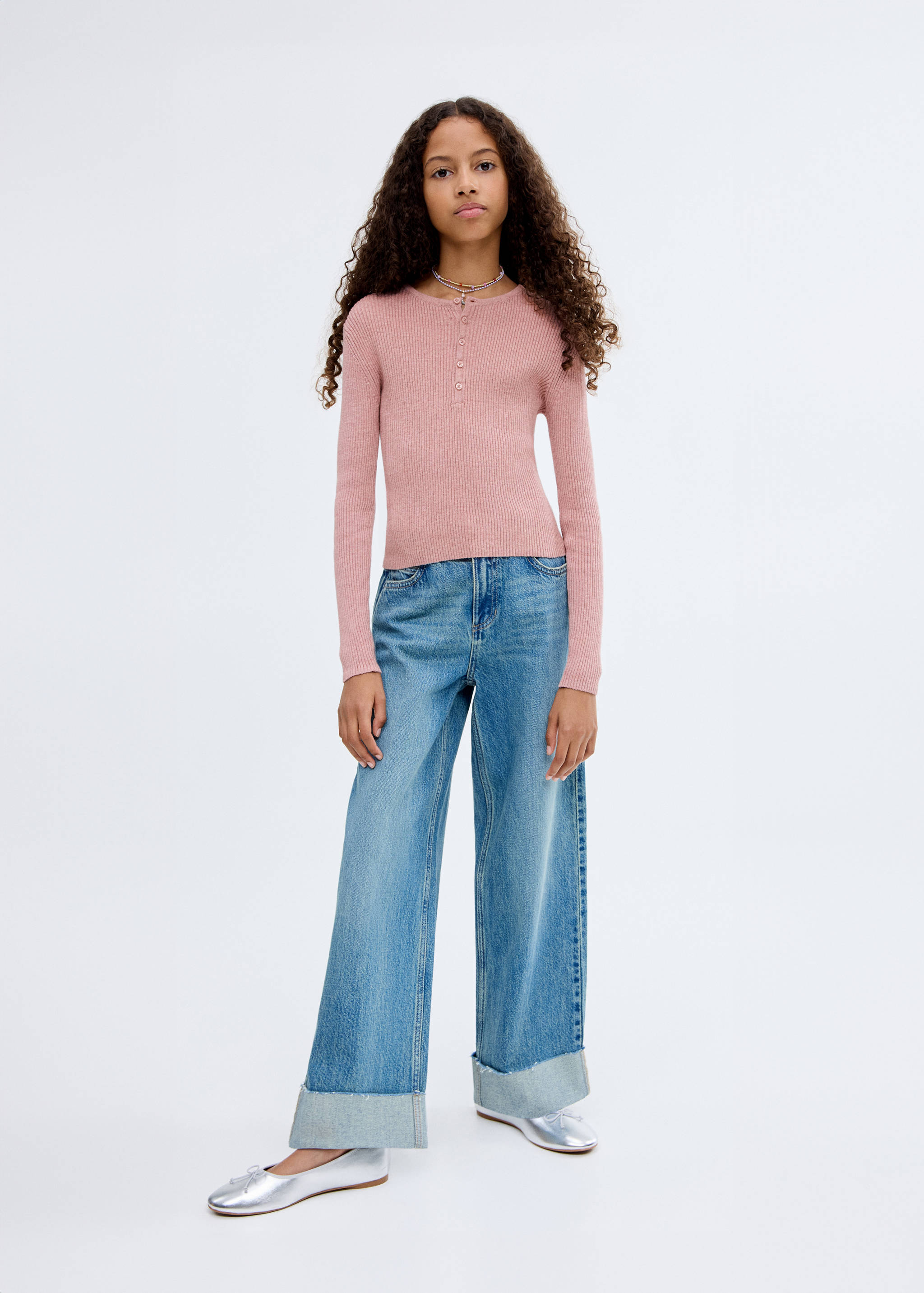 Ribbed sweater with buttons - General plane