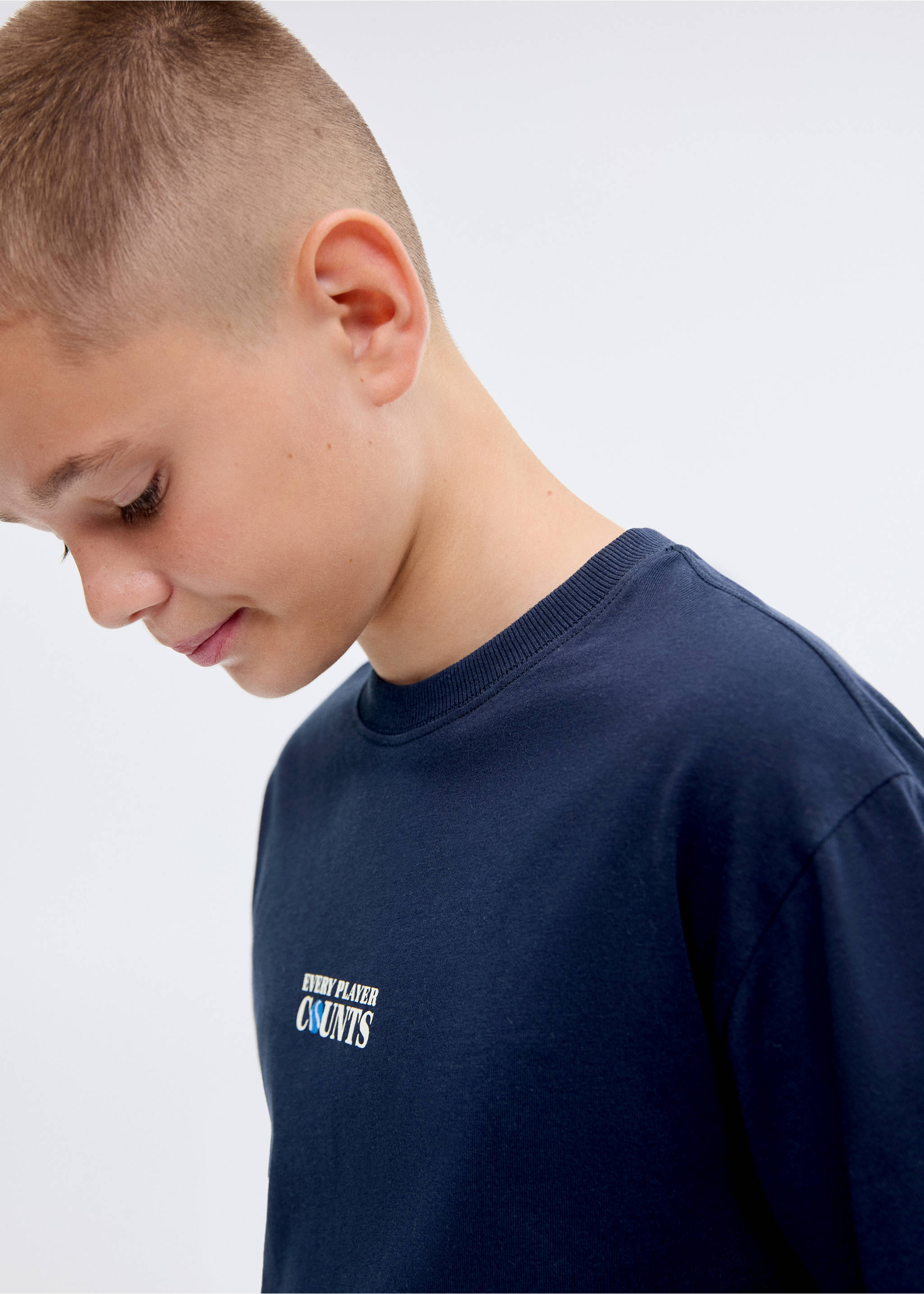 Short-sleeved printed t-shirt - Details of the article 1, Navy. Ref: 17023299-00.