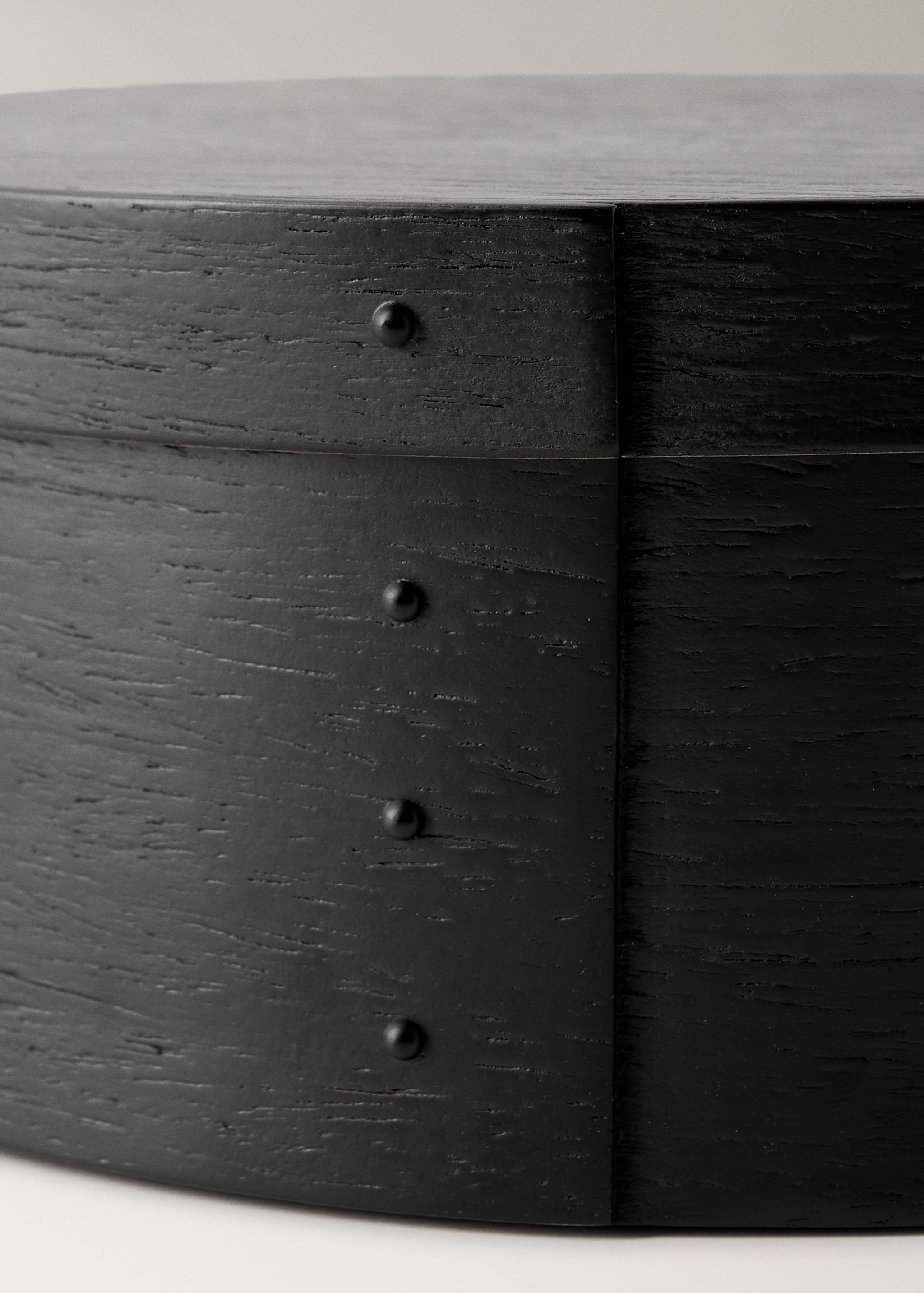 Kleine ovale Holzschachtel - Detail des Artikels 2