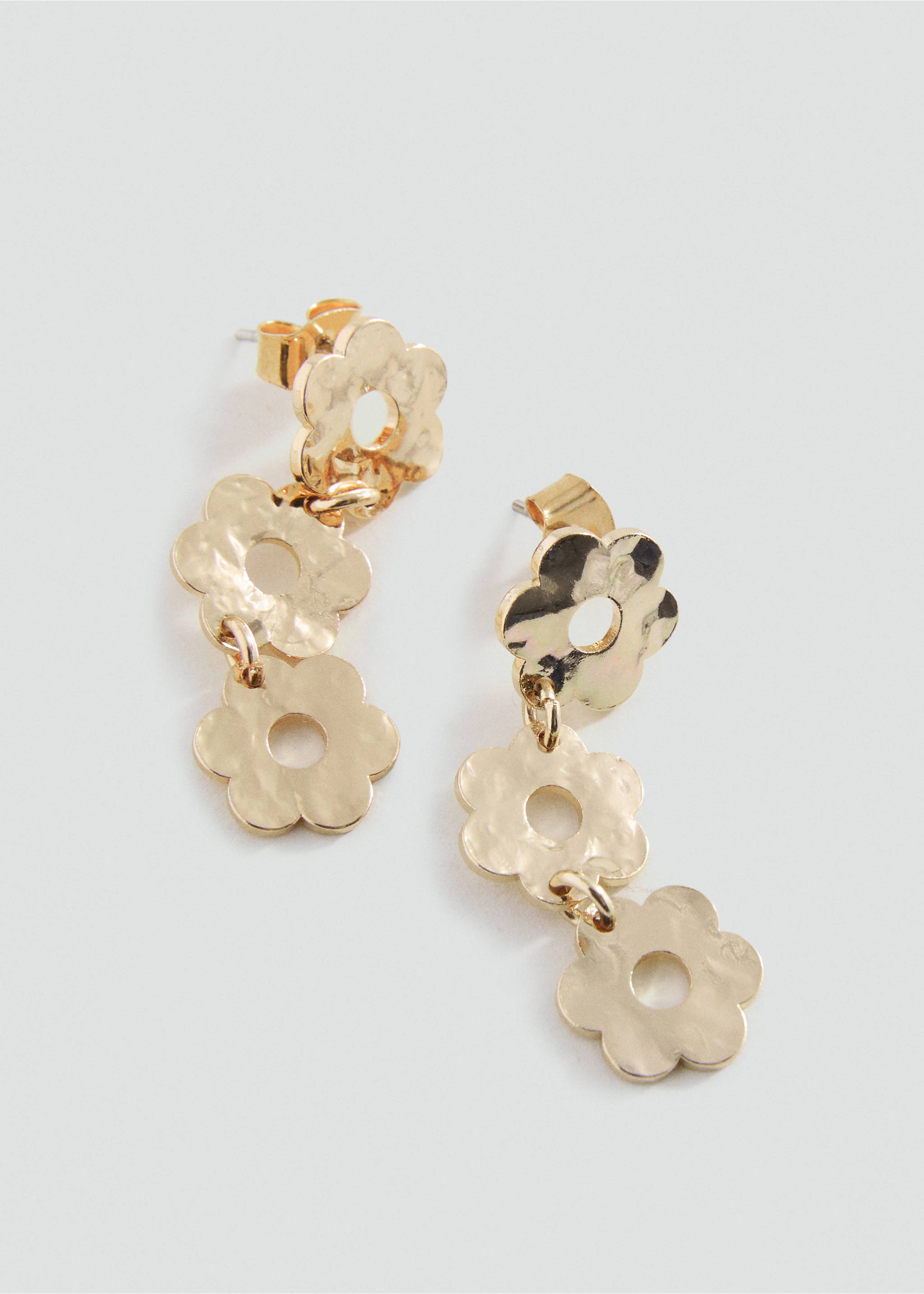 Floral earrings - Medium plane, Gold. Ref: 17023810-00.