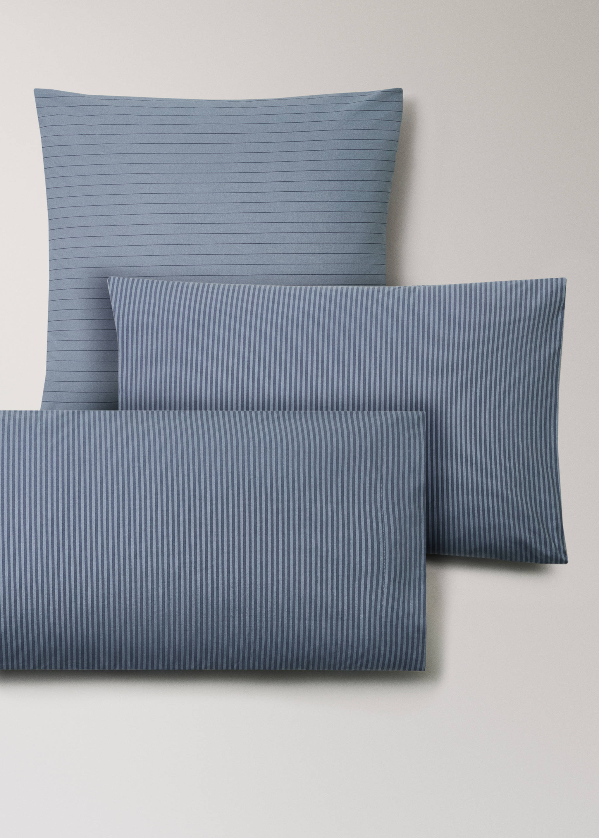 Two percale cotton striped pillowcases 60x60cm - Details of the article 4