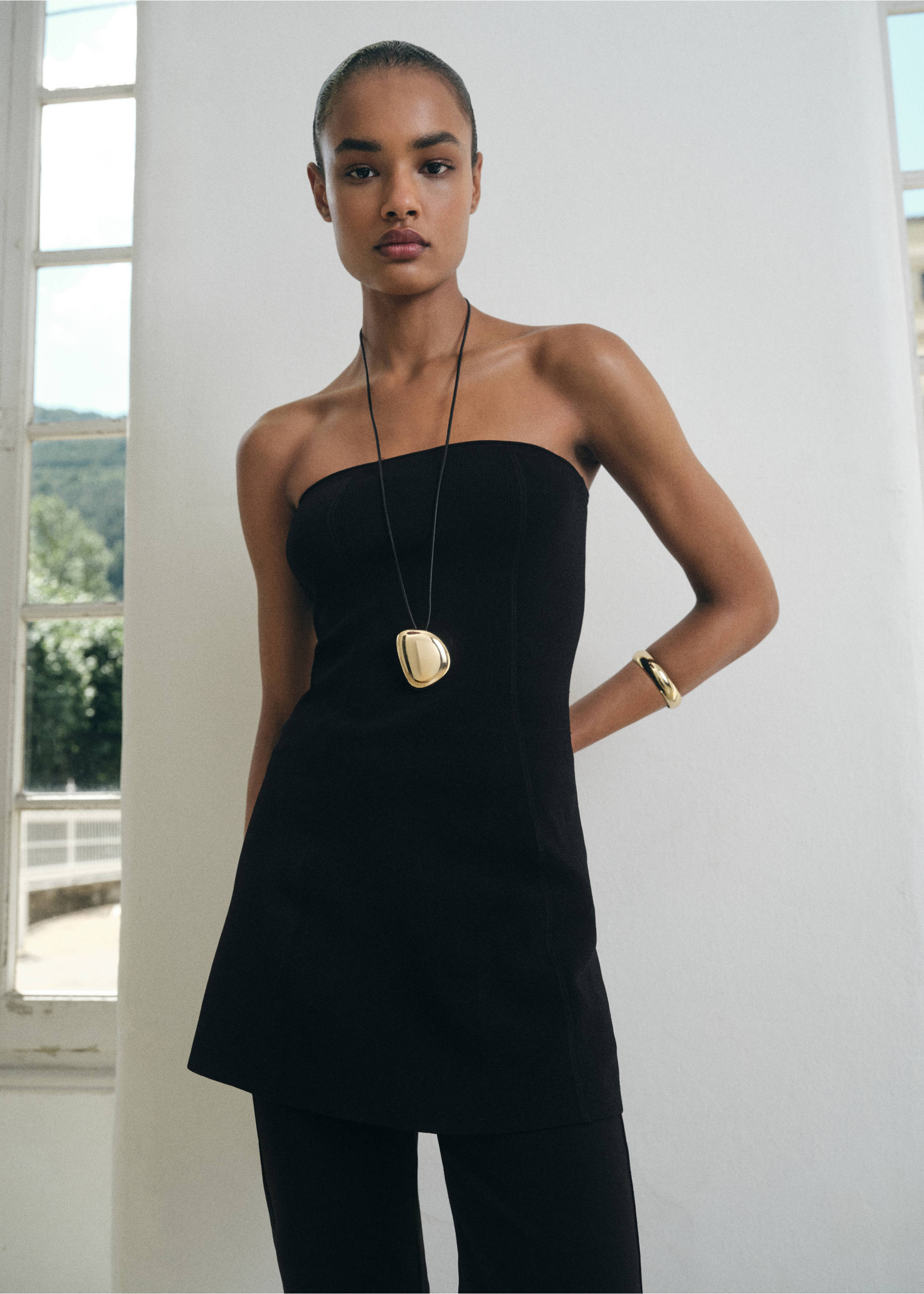 Strapless knitted top - Medium plane, Black. Ref: 17024085-00.