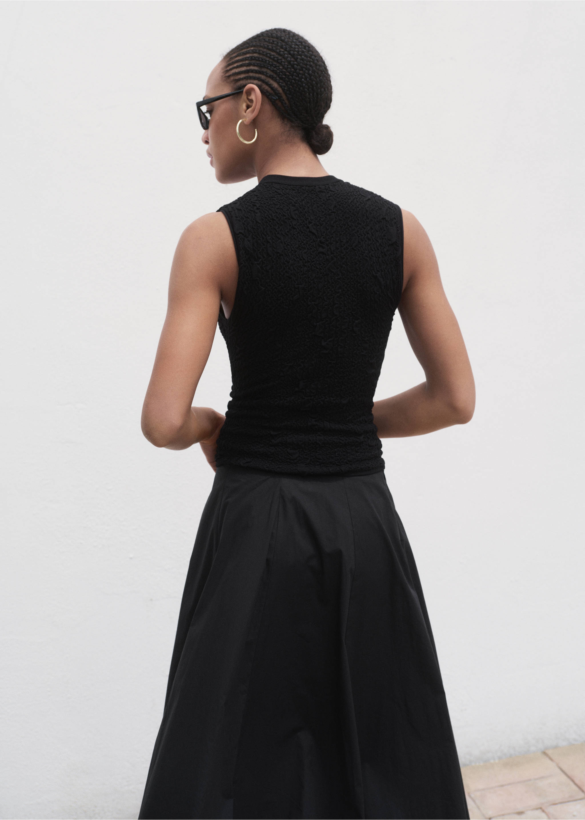 Texturerad crepe top - Artikelns baksida, Svart. Ref: 17024087-00.
