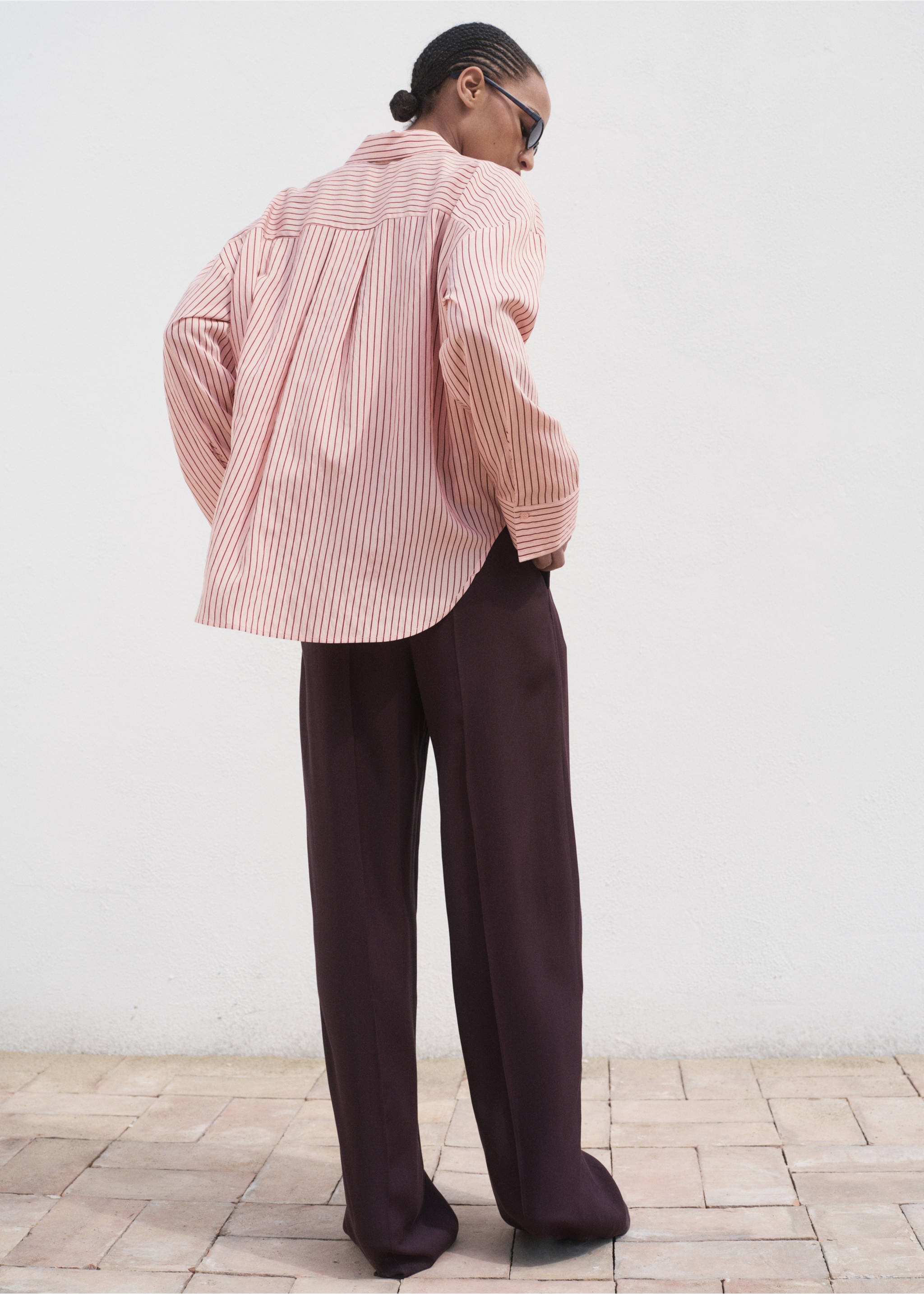 Oversize striped shirt - Reverse of the article, Pink. Ref: 17024094-00.