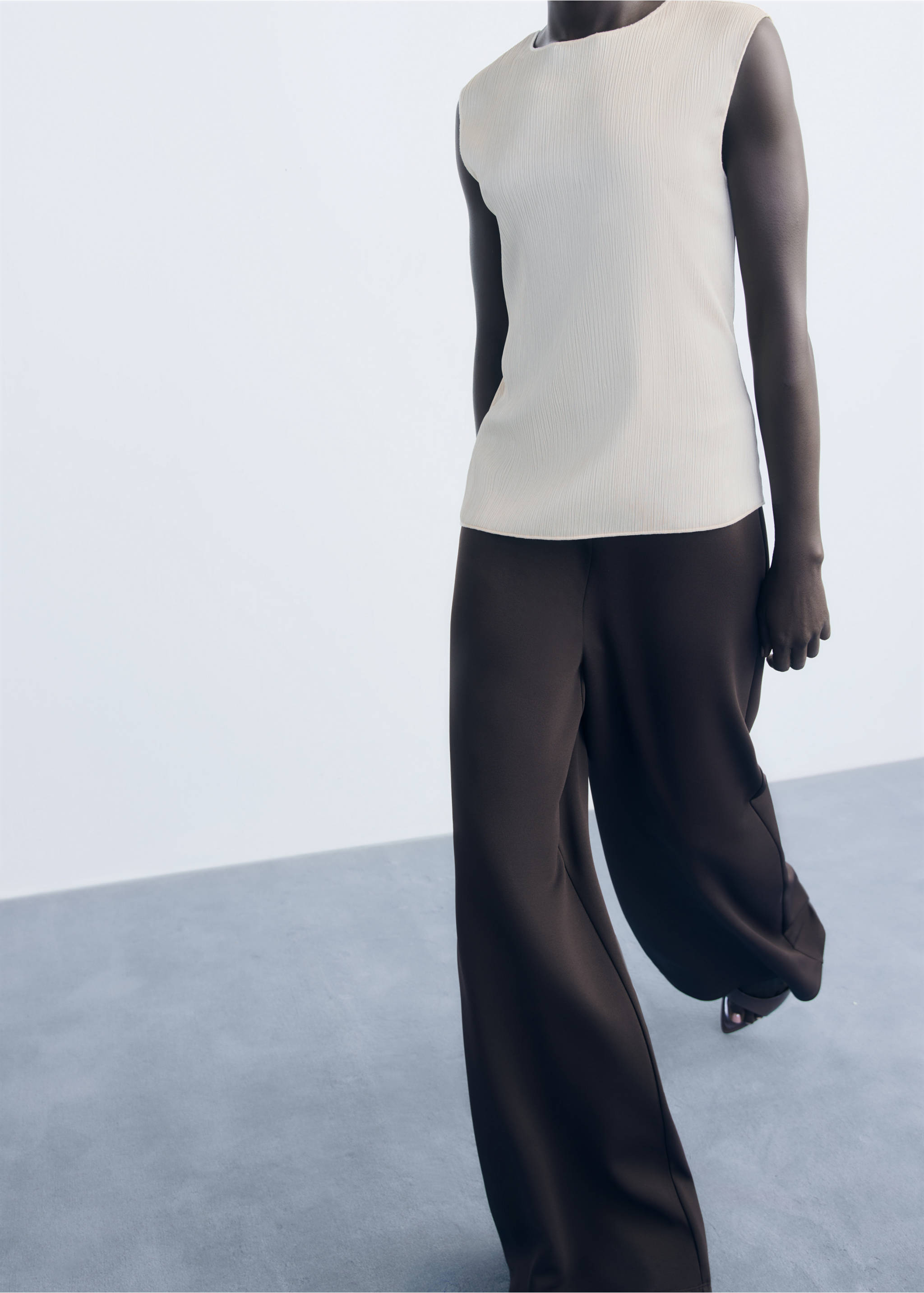 Top maille plissé - Détail de l'article 6, Écru. Ref: 17024097-00.