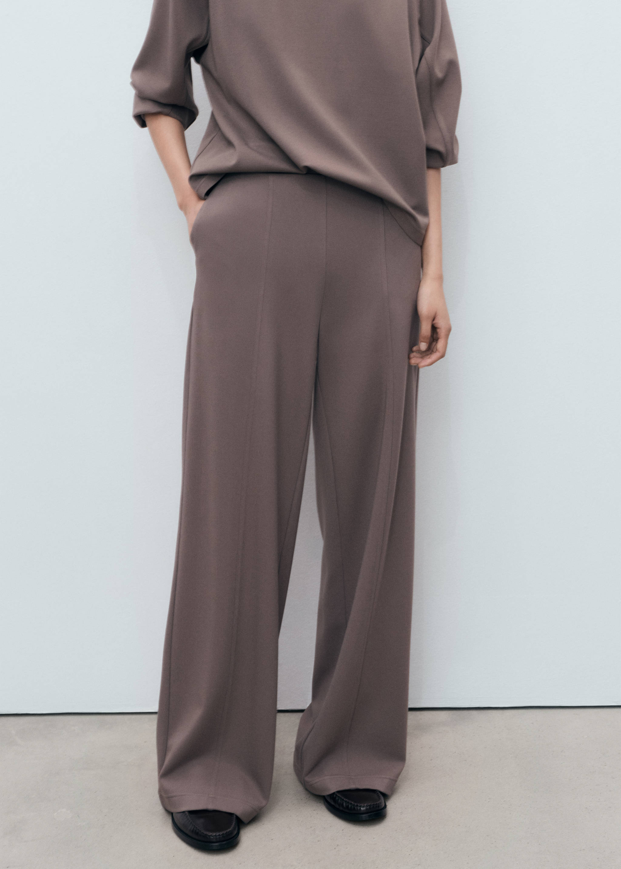 Jogger Pants mit Gummibund - Rückseite des Artikels