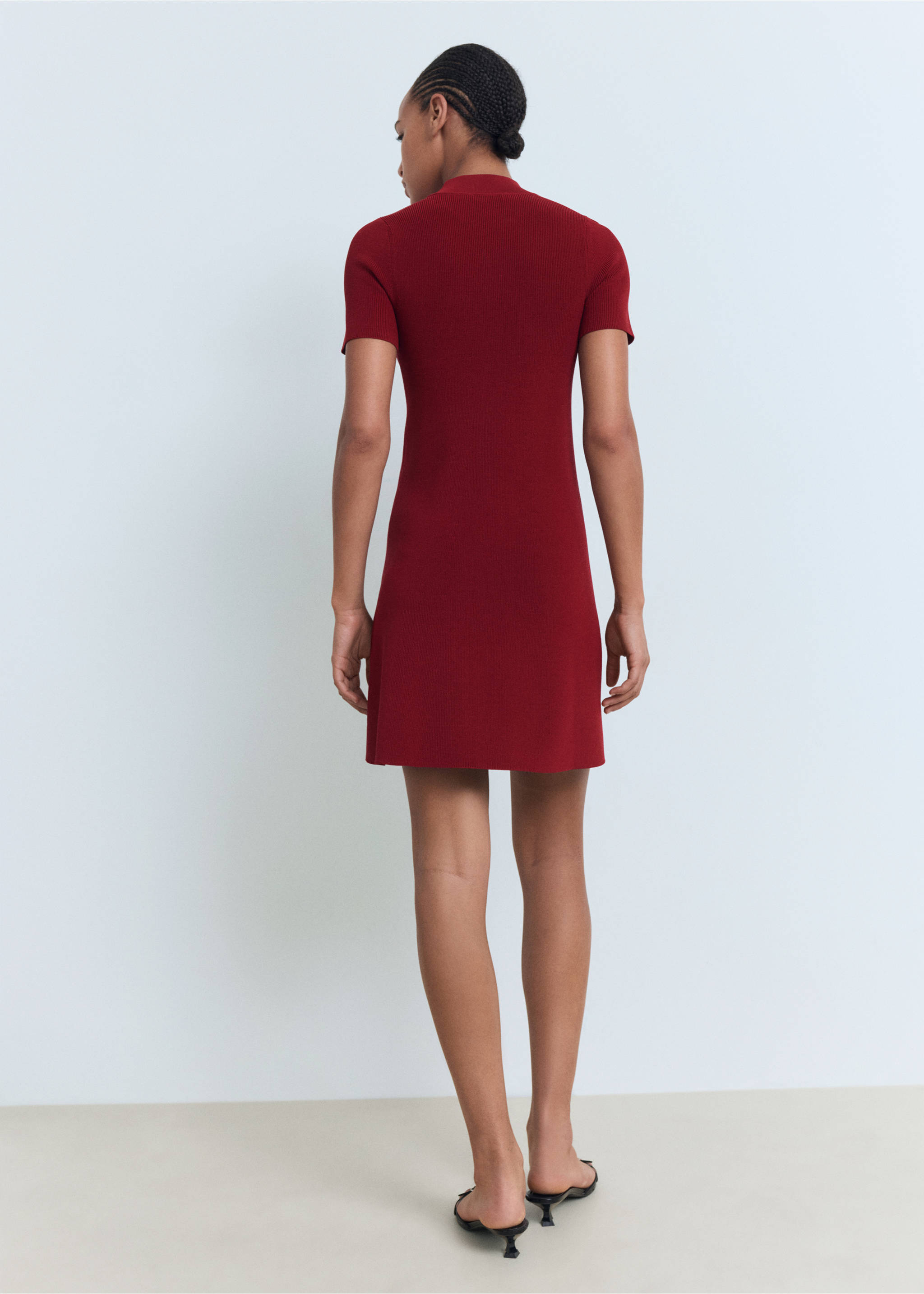 Perkins-neck knitted dress - Reverse of the article, Wine. Ref: 17024099-00.
