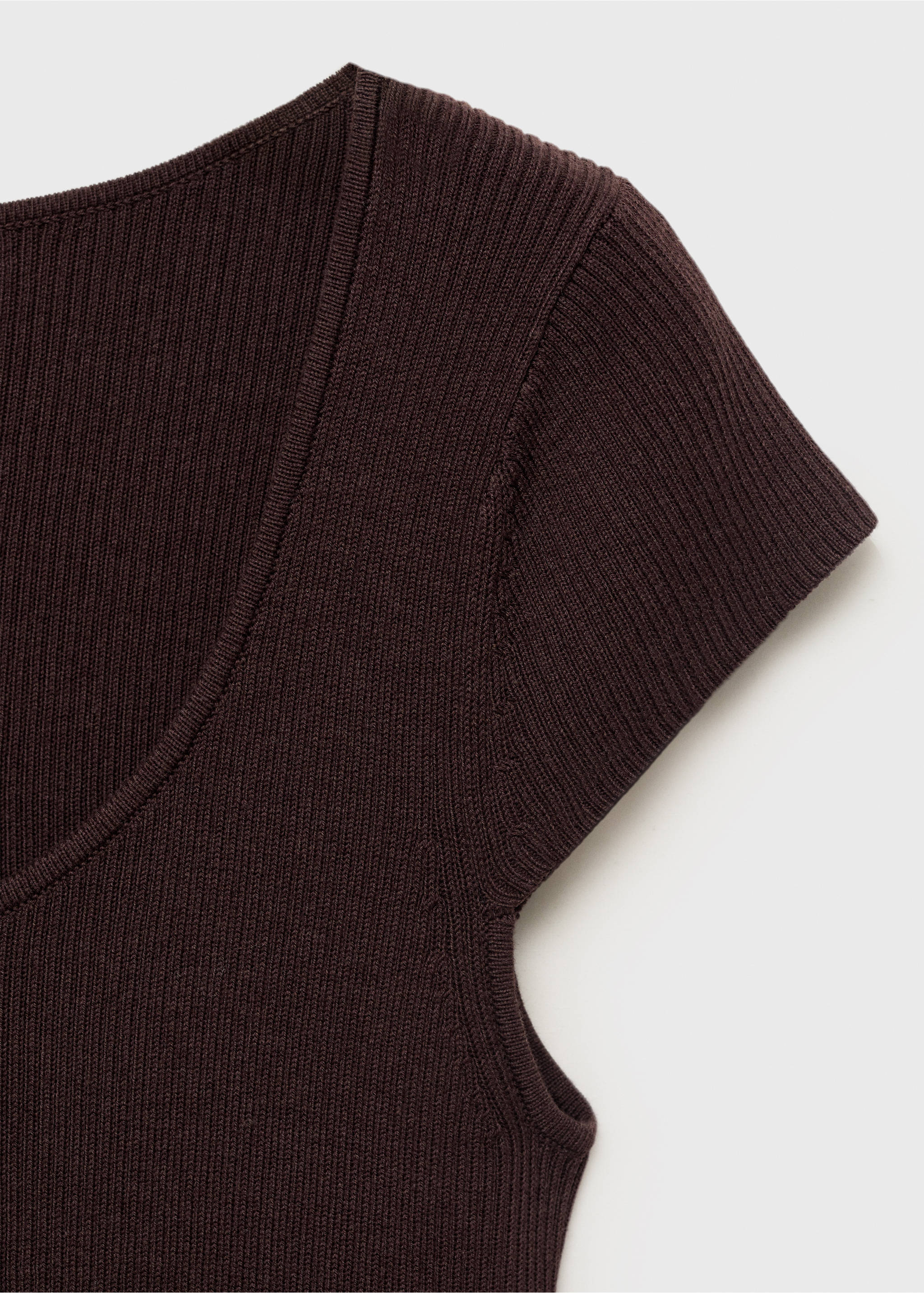 Short-sleeved ribbed sweater - Details of the article 8, Chocolate. Ref: 17024100-00.