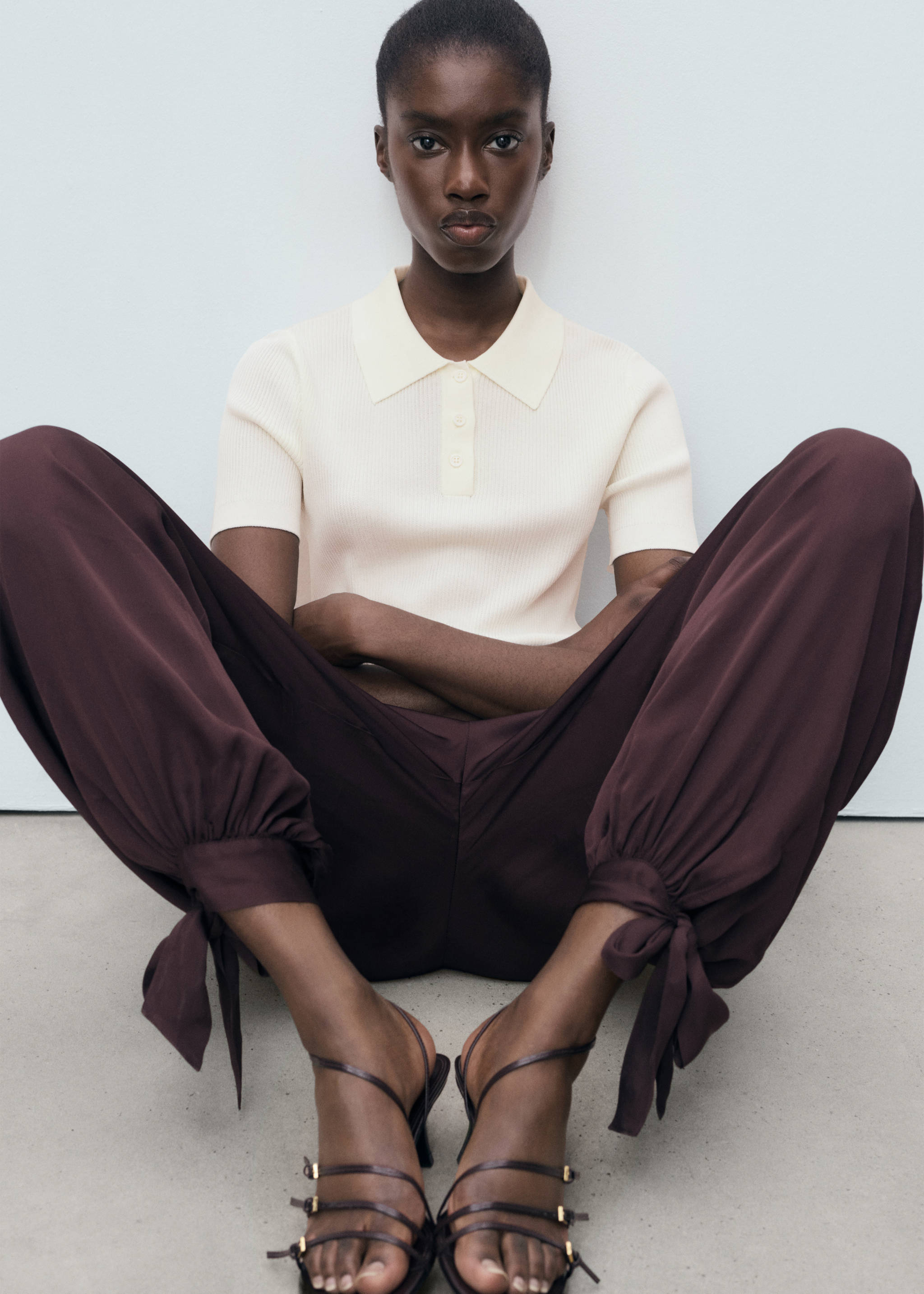 Trui met polokraag en korte mouwen - Detail van het artikel 6