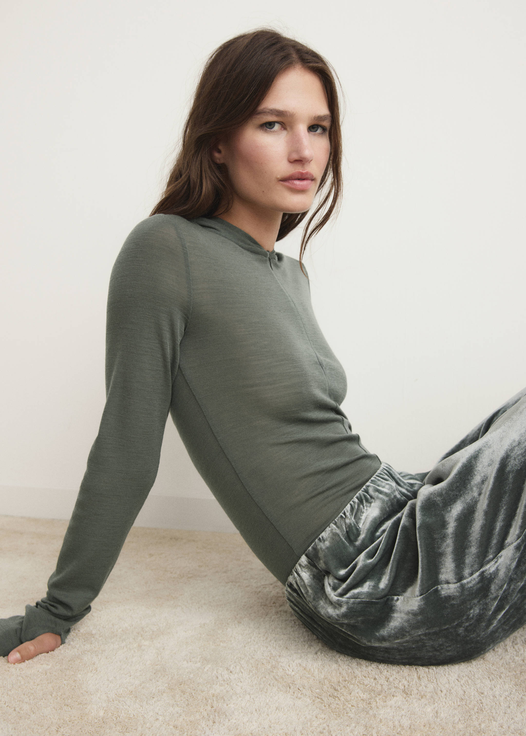 Wool hooded t-shirt - Details of the article 2