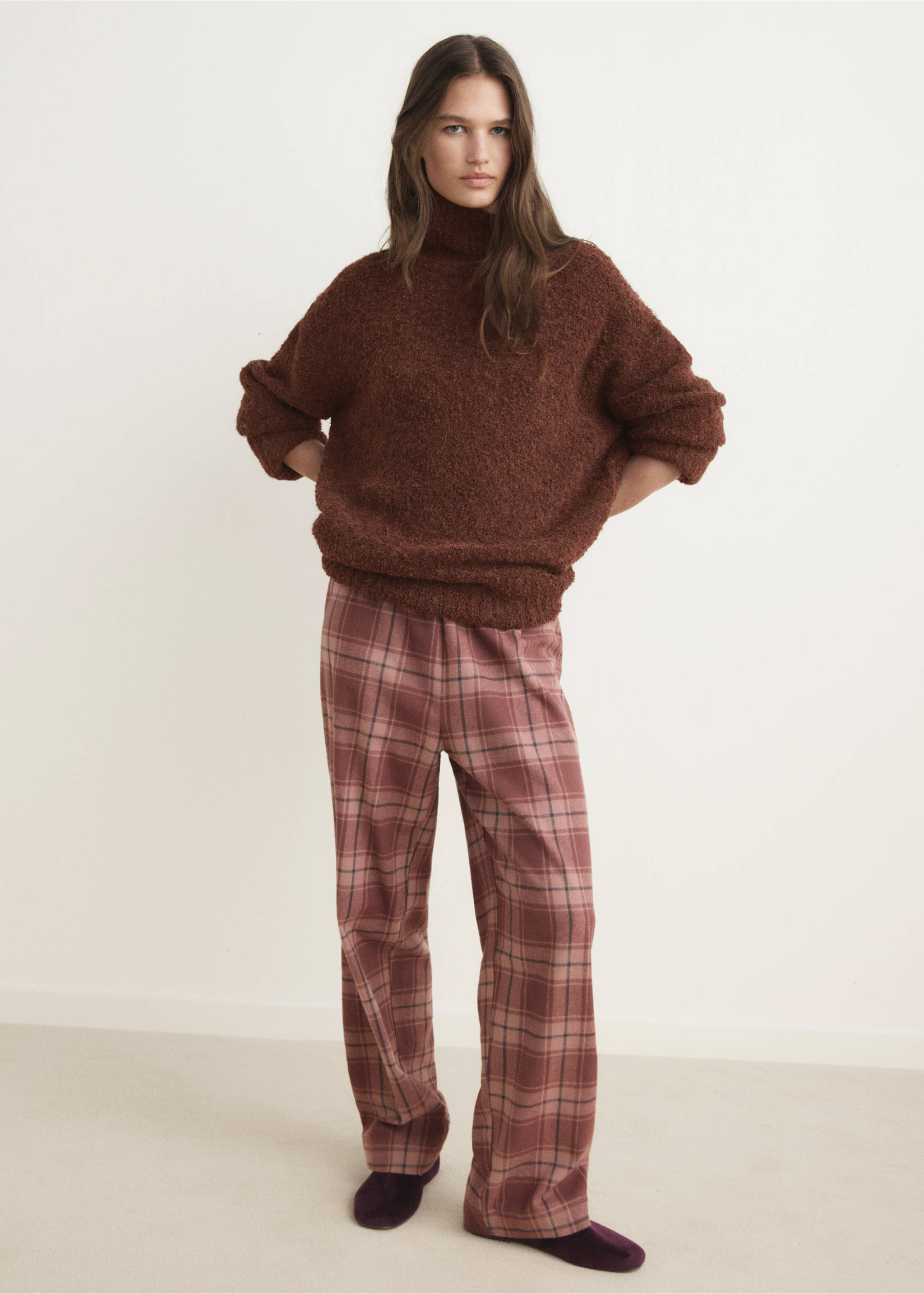 Bouclé turtleneck sweater - General plane, Cognac. Ref: 17024109-00.