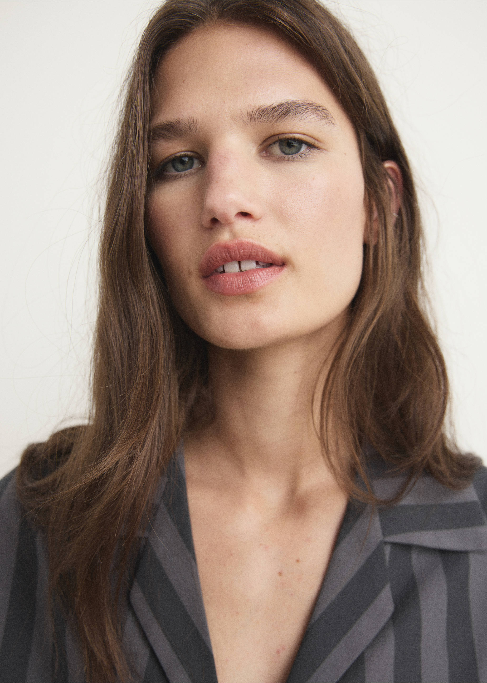 Woven striped pyjama top - Details of the article 1, Grey. Ref: 17024111-00.