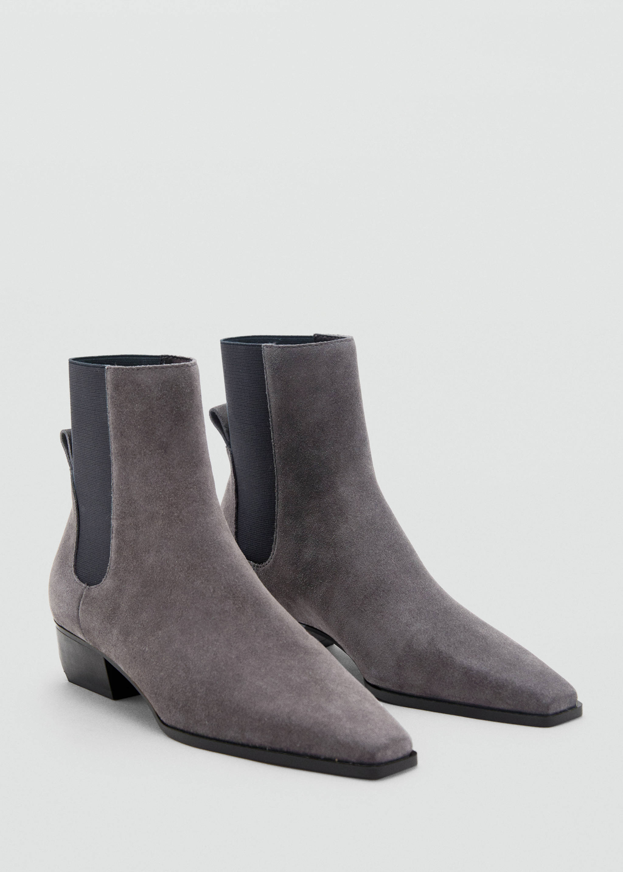 Heel suede ankle boot - Medium plane
