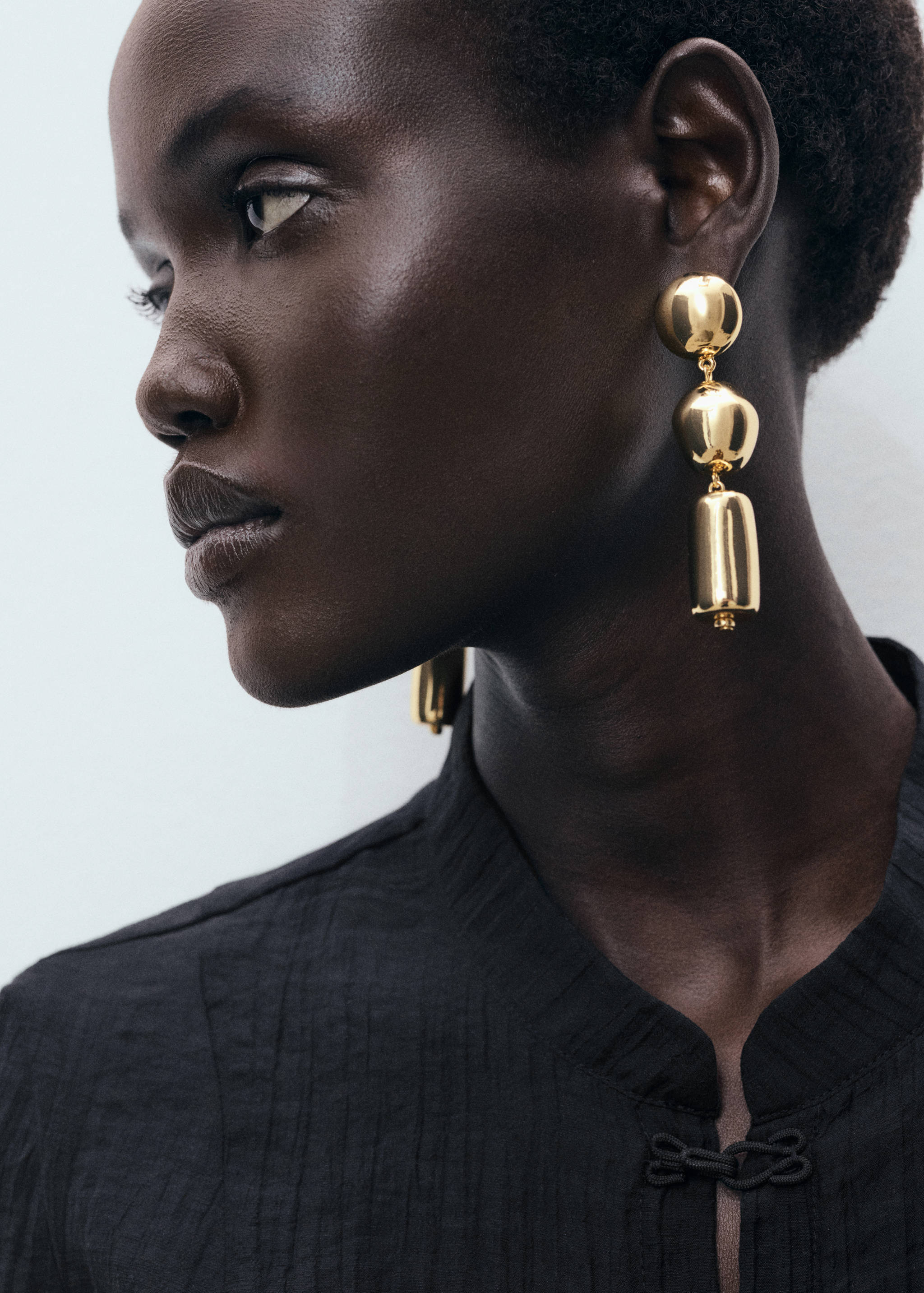 Metal pendants earrings - Details of the article 9