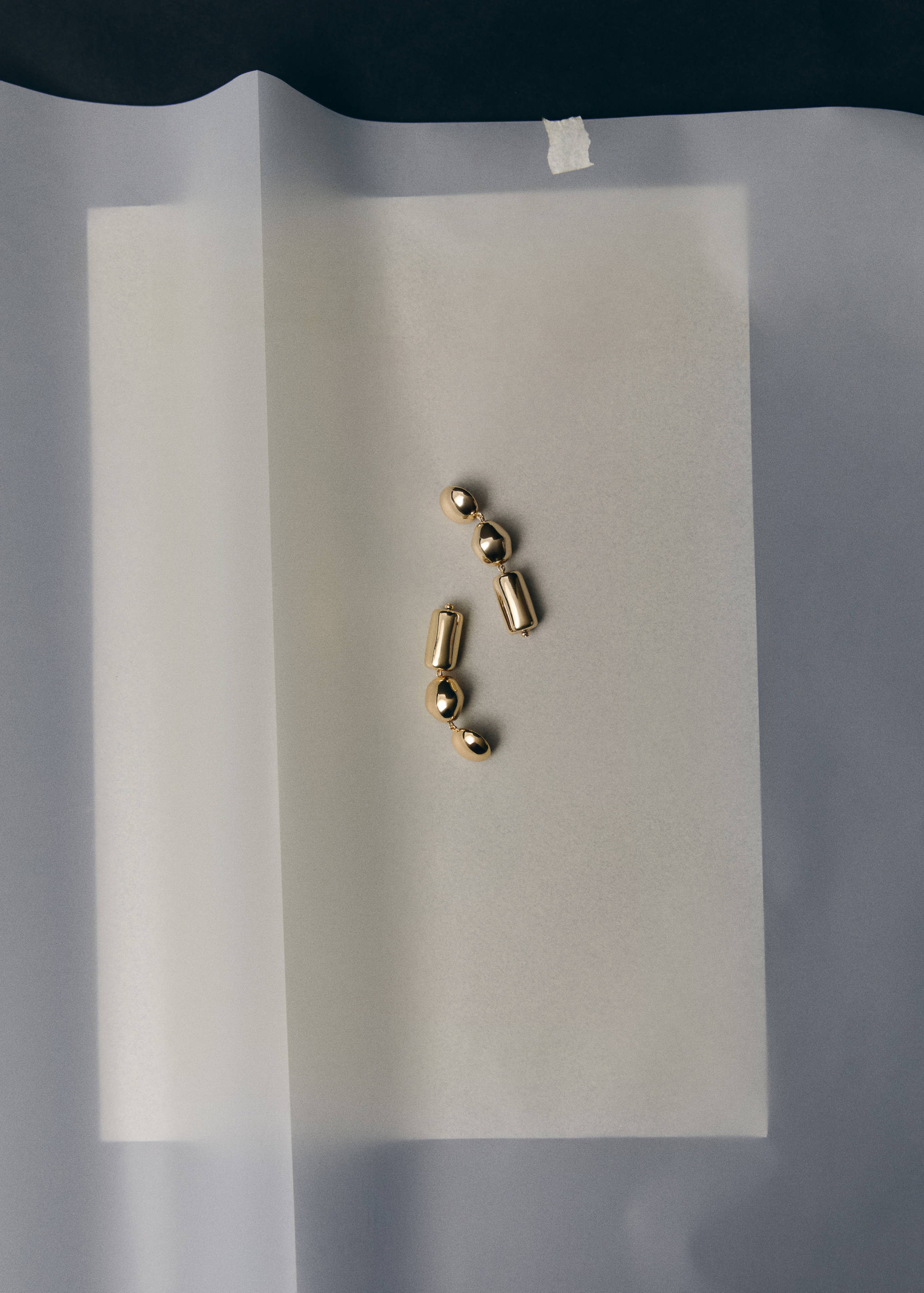 Metal pendants earrings - Details of the article 6