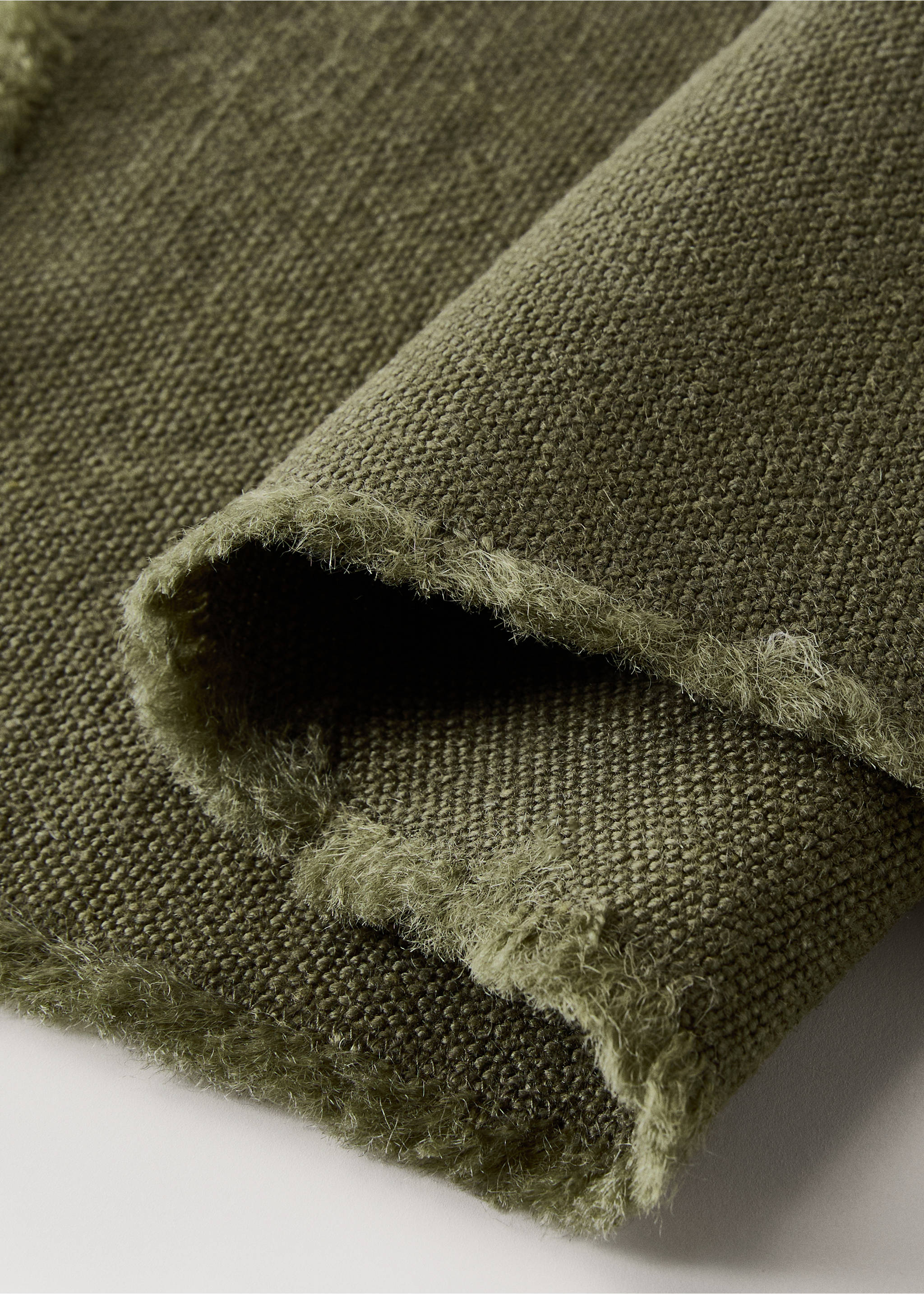 Jute placemat - Details of the article 1, Medium Green. Ref: 17024131-00.