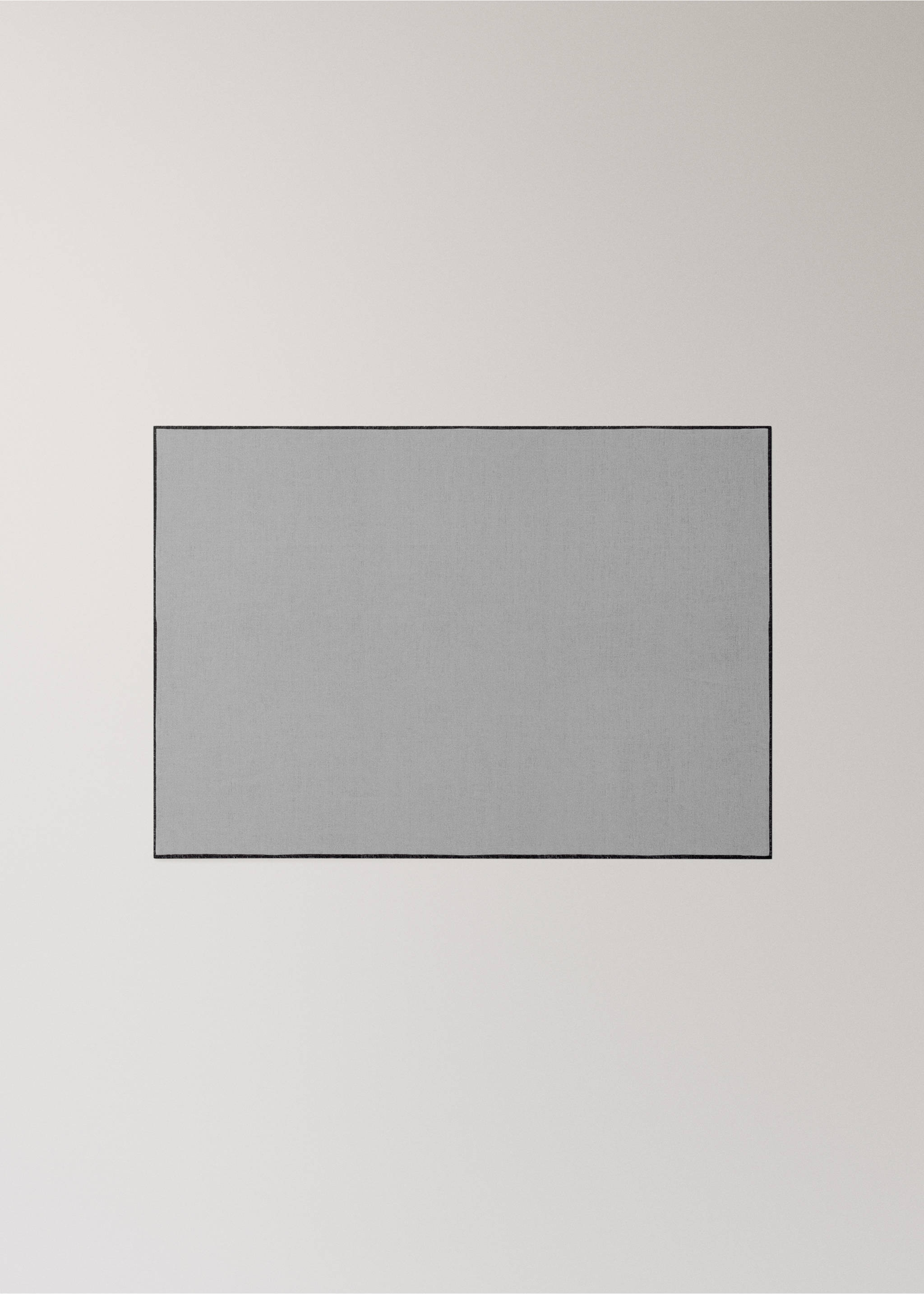100% linen placemat with contrasting overlock stitching - Article without model, Grey. Ref: 17024134-00.