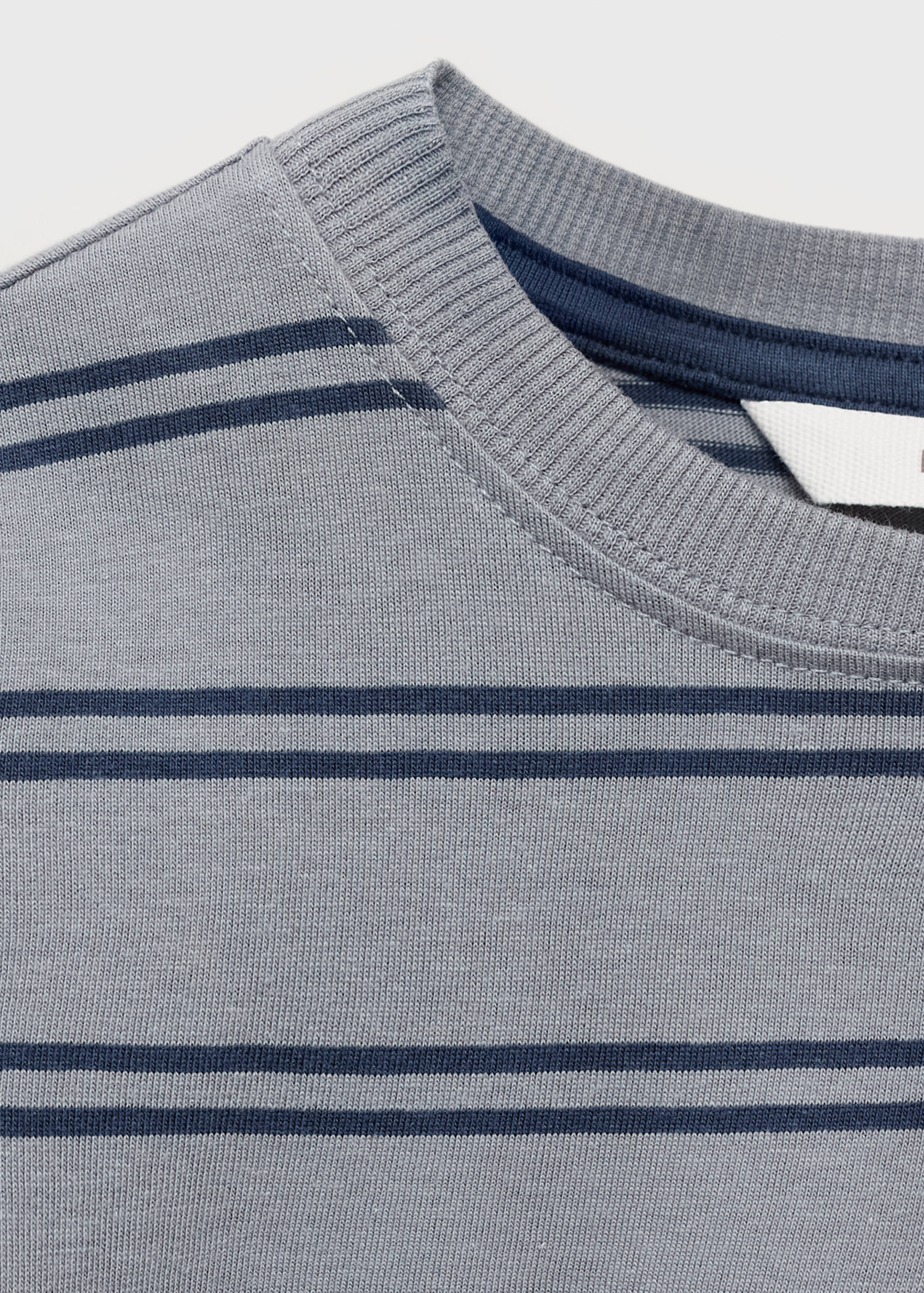 Camiseta rayas bolsillo - Detalle del artículo 0