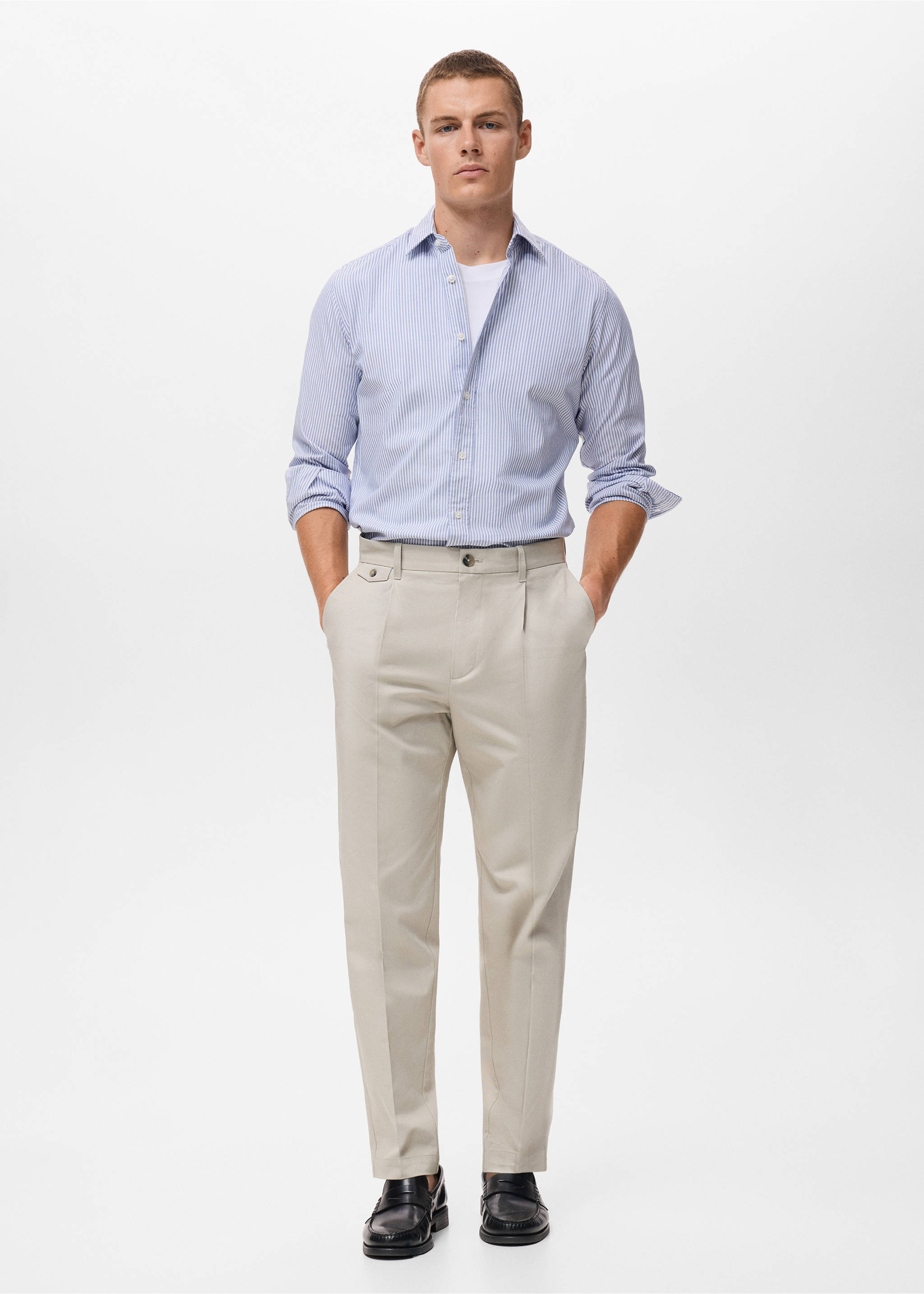 Skjorte i 100% bomull stripete - Total bildeutsnitt, Marinblå. Ref: 17024434-00.