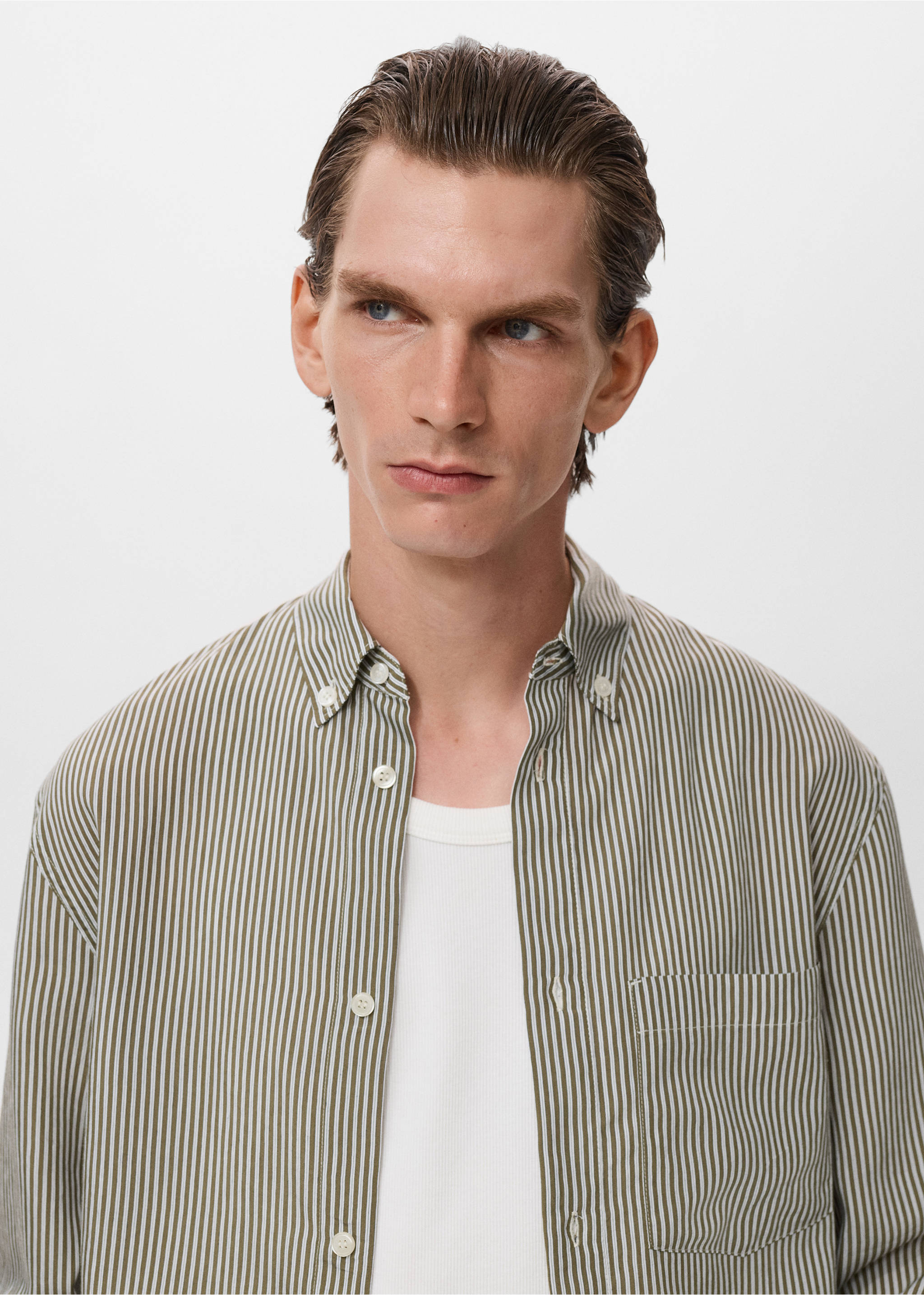 Regular fit striped print shirt - Details of the article 1, Olive Green. Ref: 17024449-00.