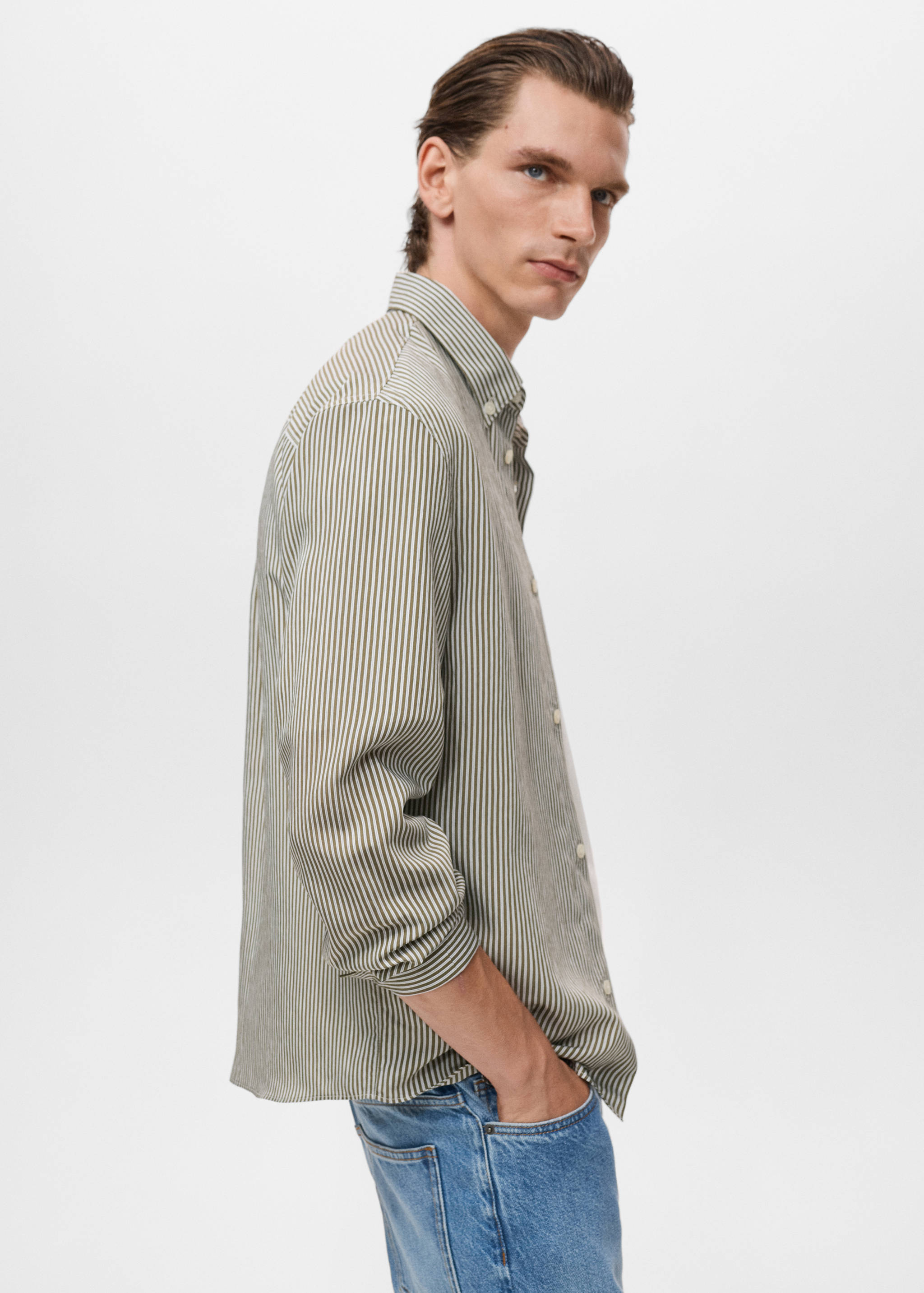 Regular fit striped print shirt - Details of the article 4