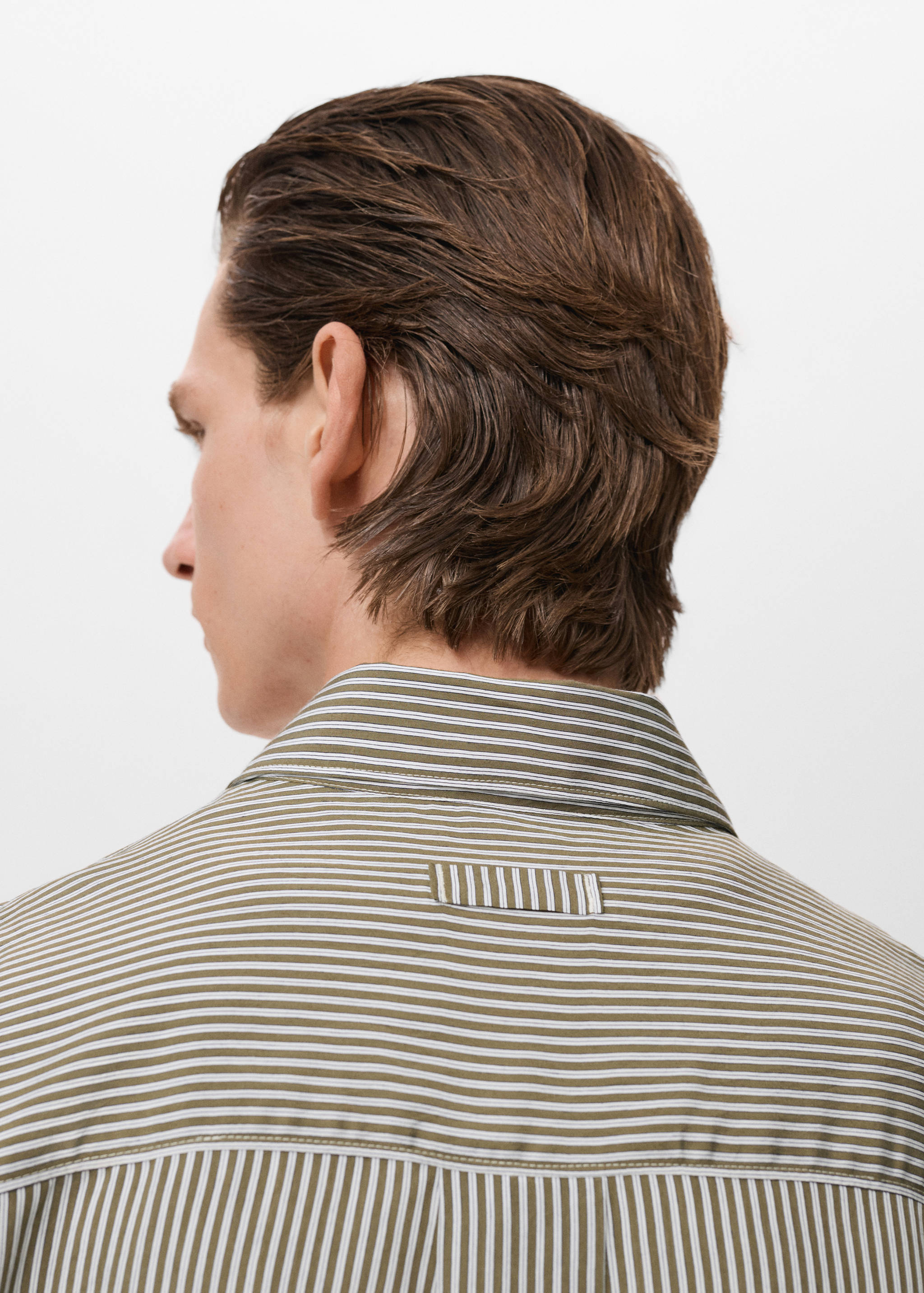 Regular fit striped print shirt - Details of the article 2