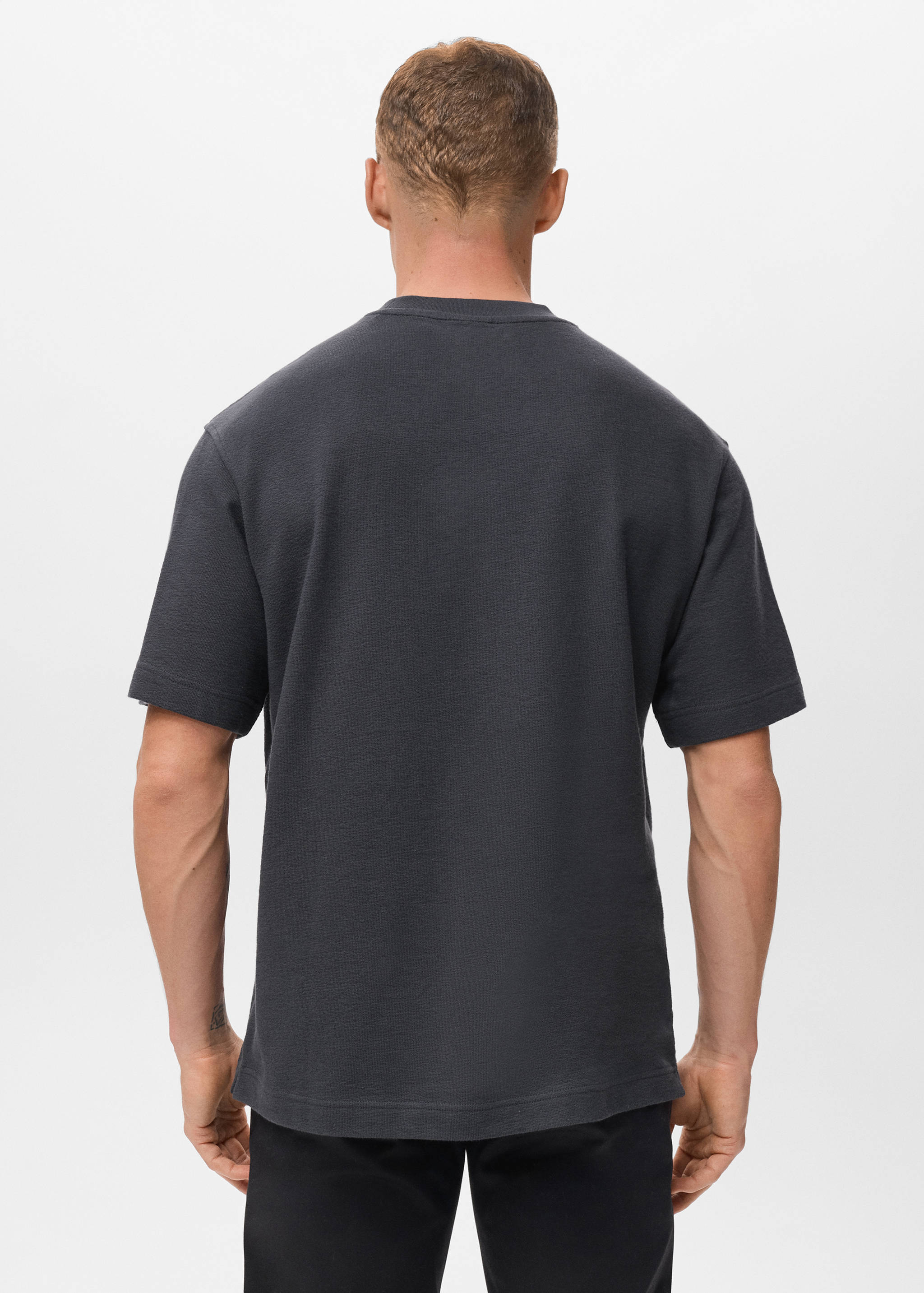 100% cotton relaxed-fit structured t-shirt - Reverse of the article