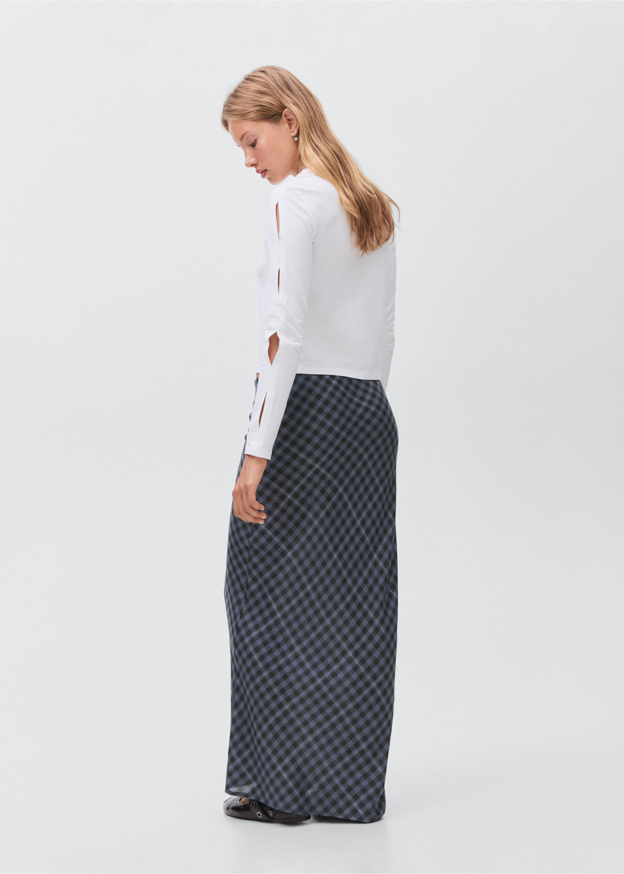 Checked long skirt - Reverse of the article, Grey. Ref: 17024779-00.