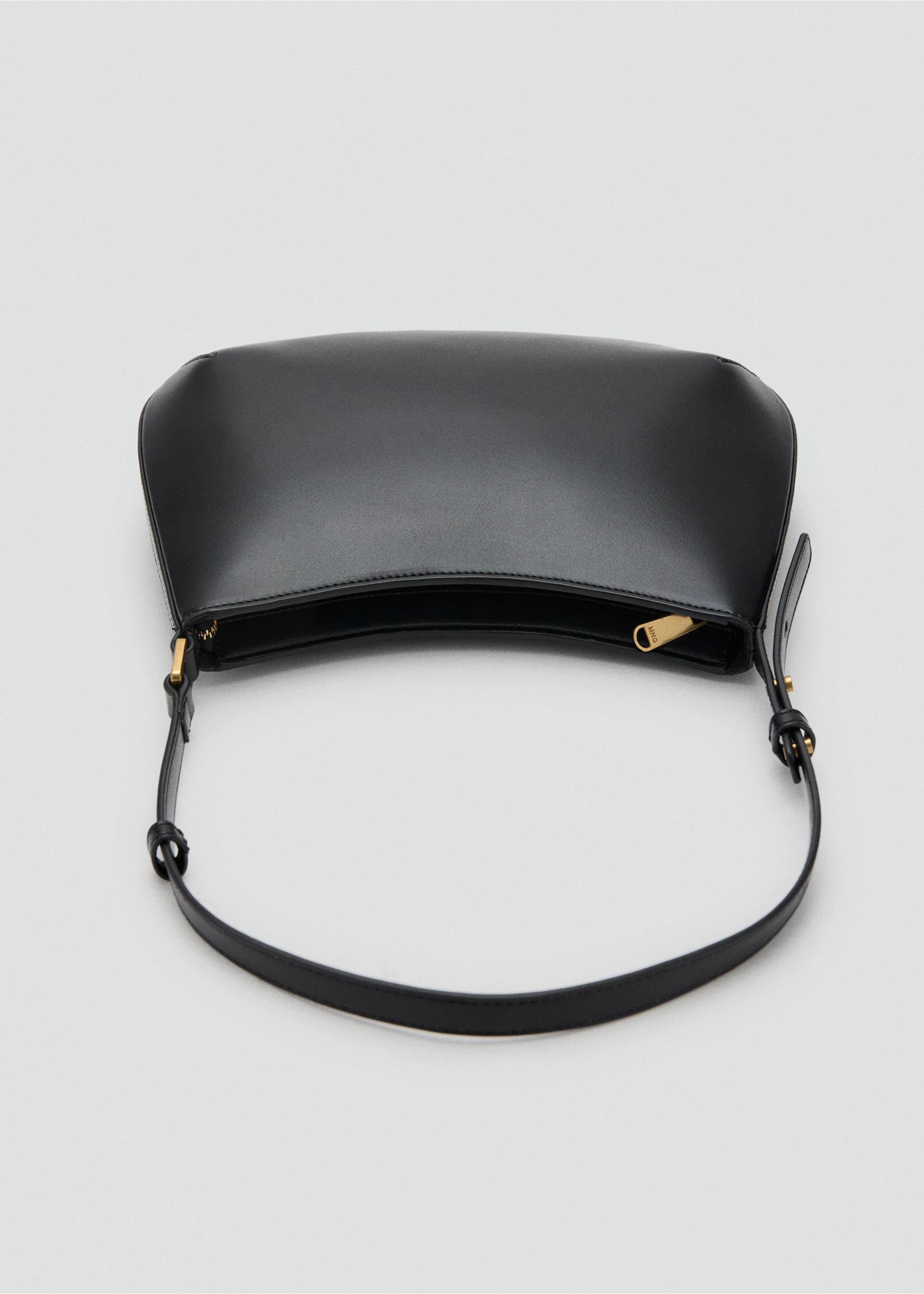 Oval shoulder bag - Details of the article 3, Black. Ref: 17024787-00.