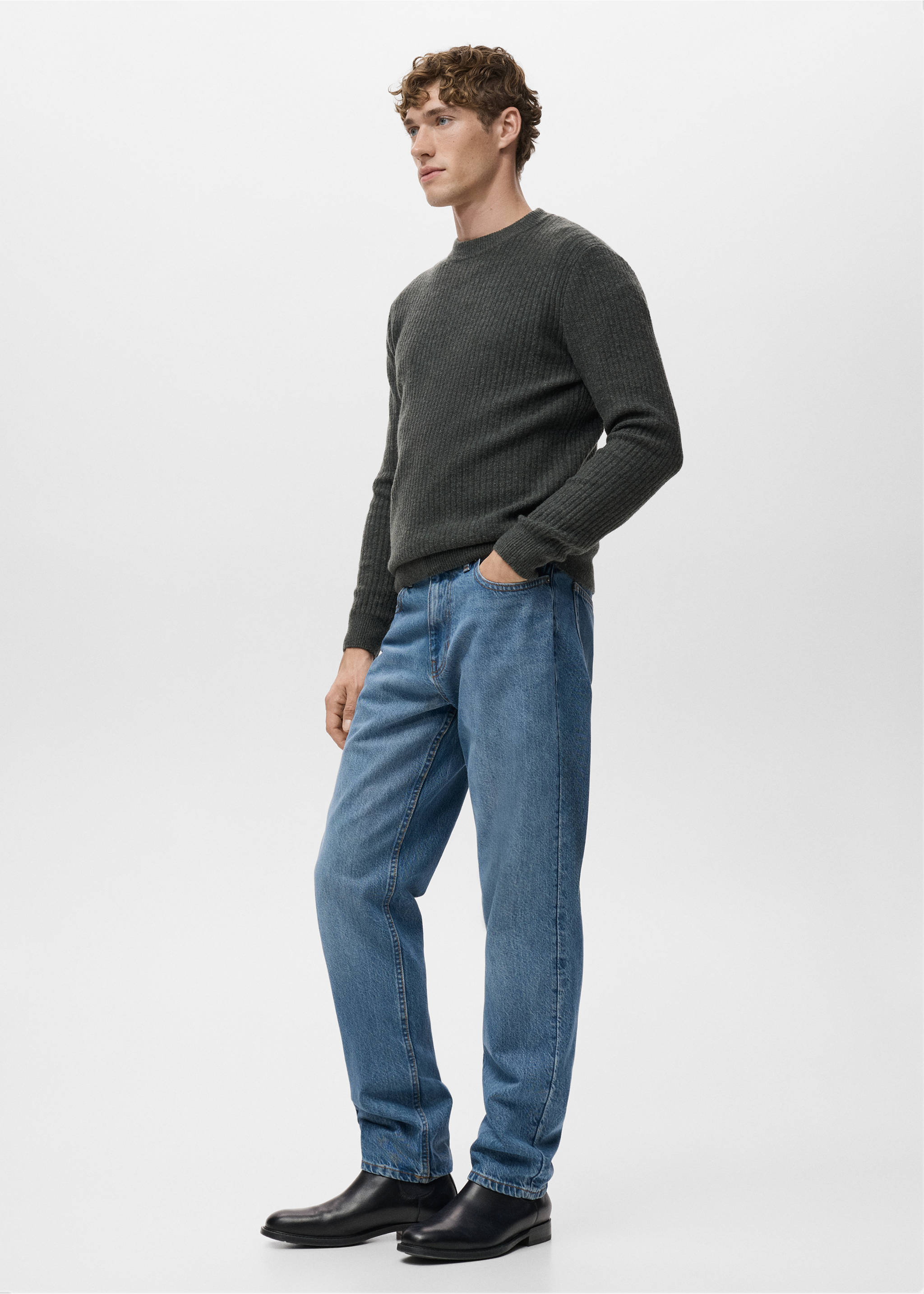 Bob regular-fit jeans - Details of the article 2, Medium Blue. Ref: 17025143-00.