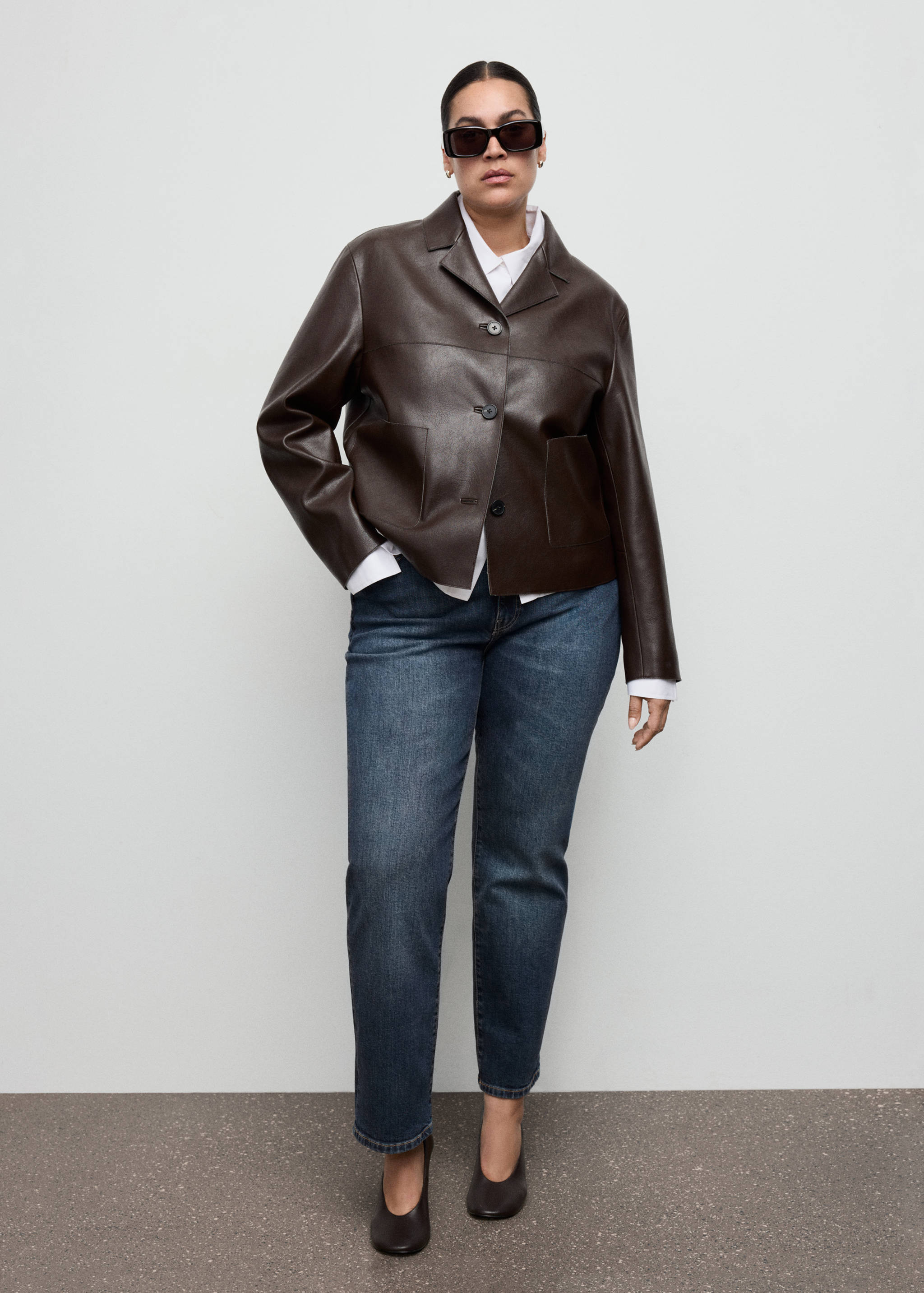 Mid-rise slim-fit jeans - Details of the article 3