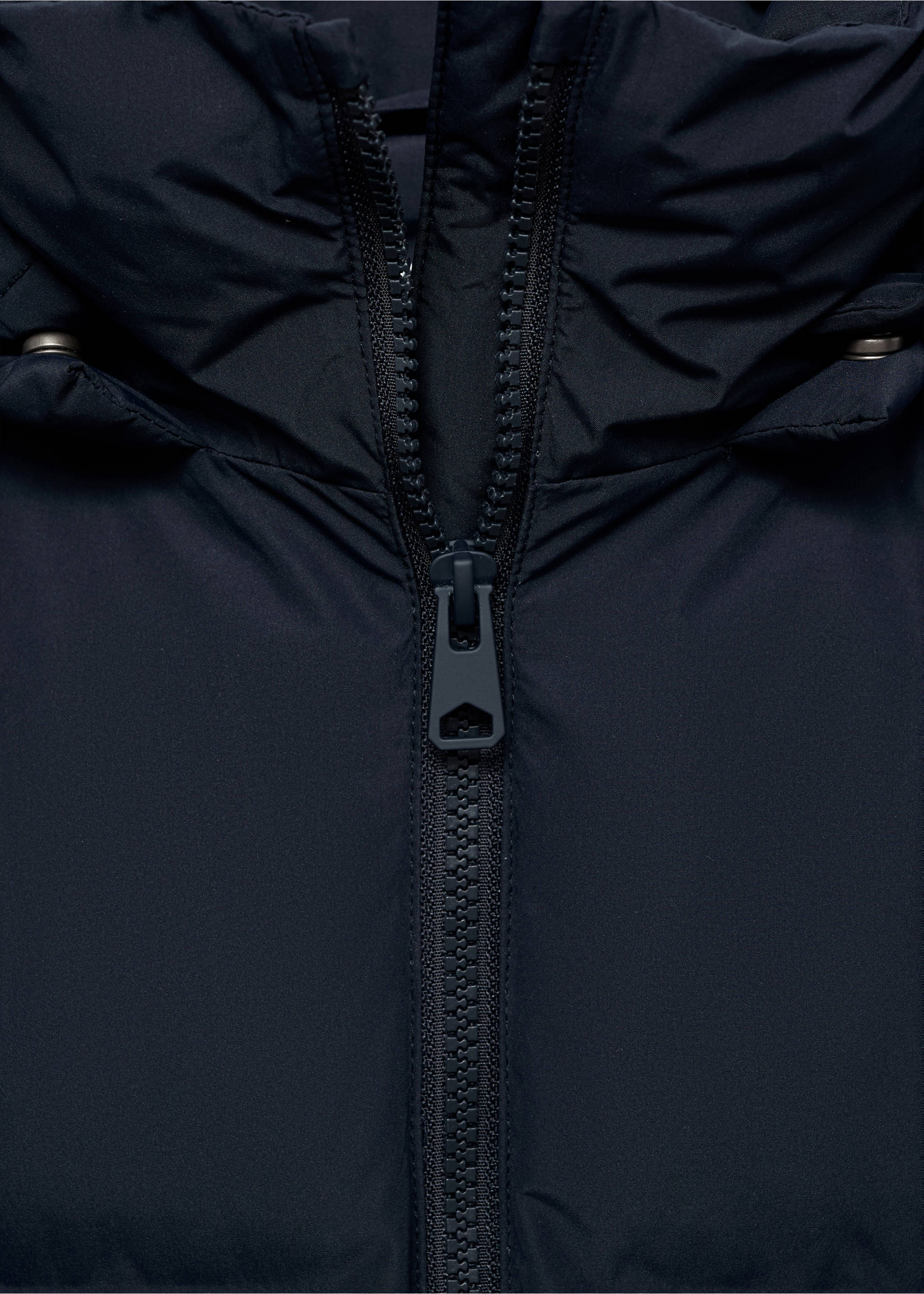 Quilted long coat - Details of the article 8, Navy. Ref: 17025787-00.