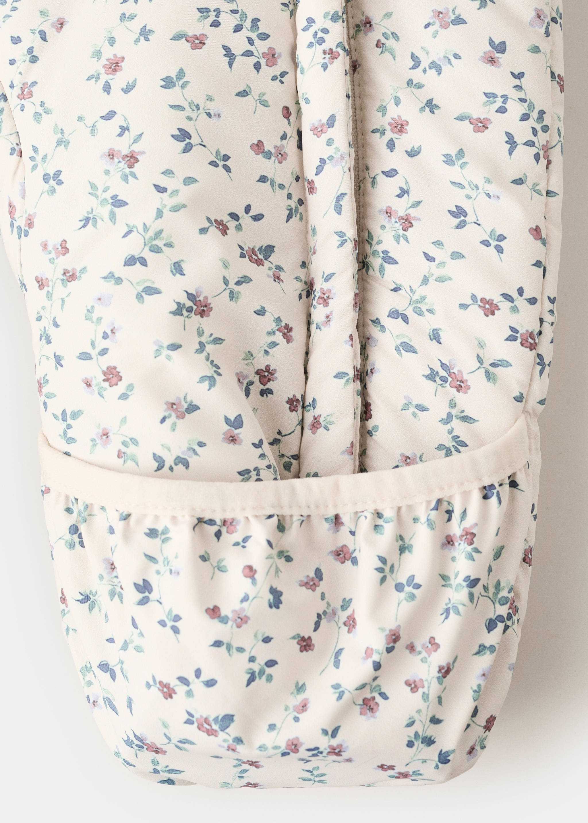 Quilted floral sweater - Details of the article 0