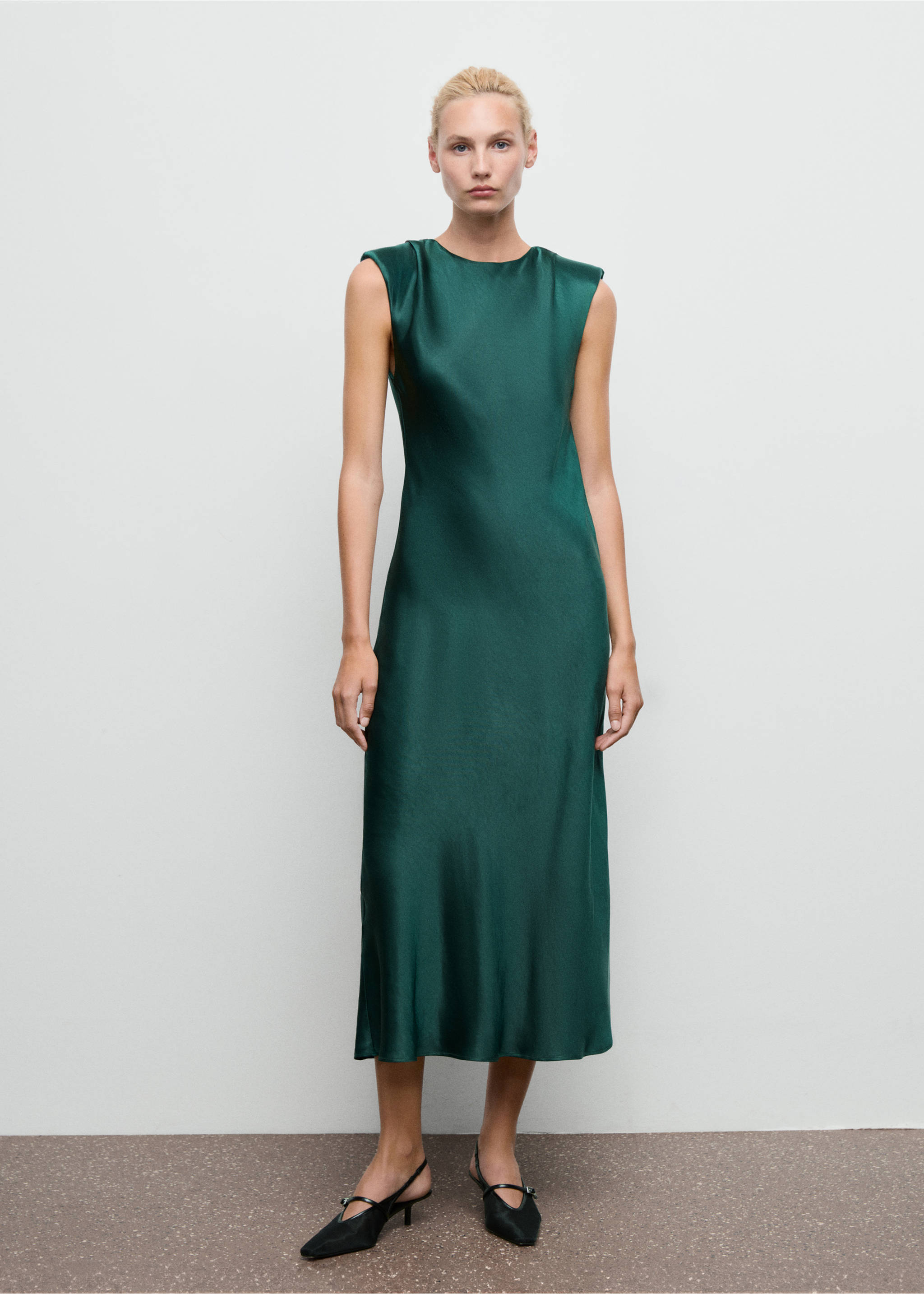Fitted satin dress - General plane, Green. Ref: 17025817-00.