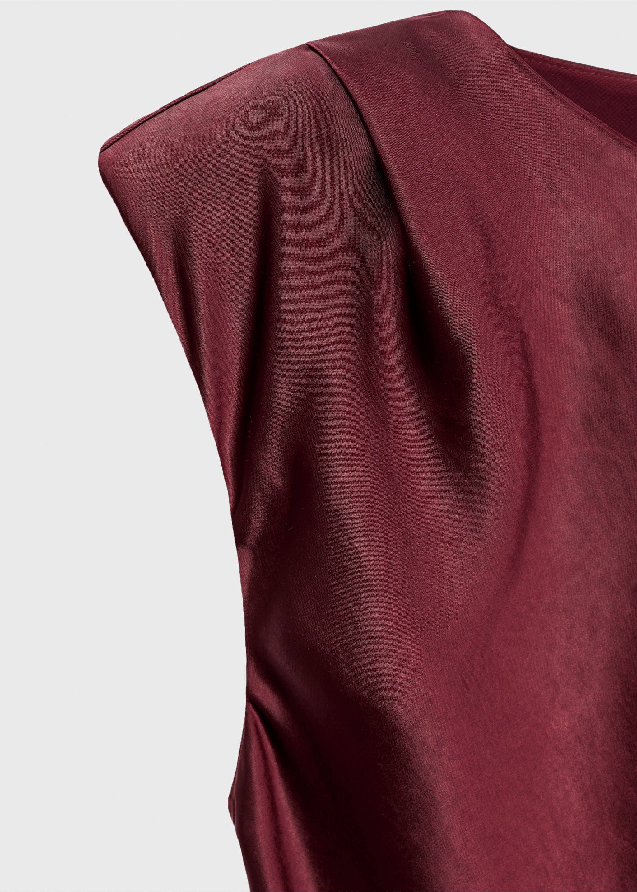 Fitted satin dress - Details of the article 8, Maroon. Ref: 17025820-00.