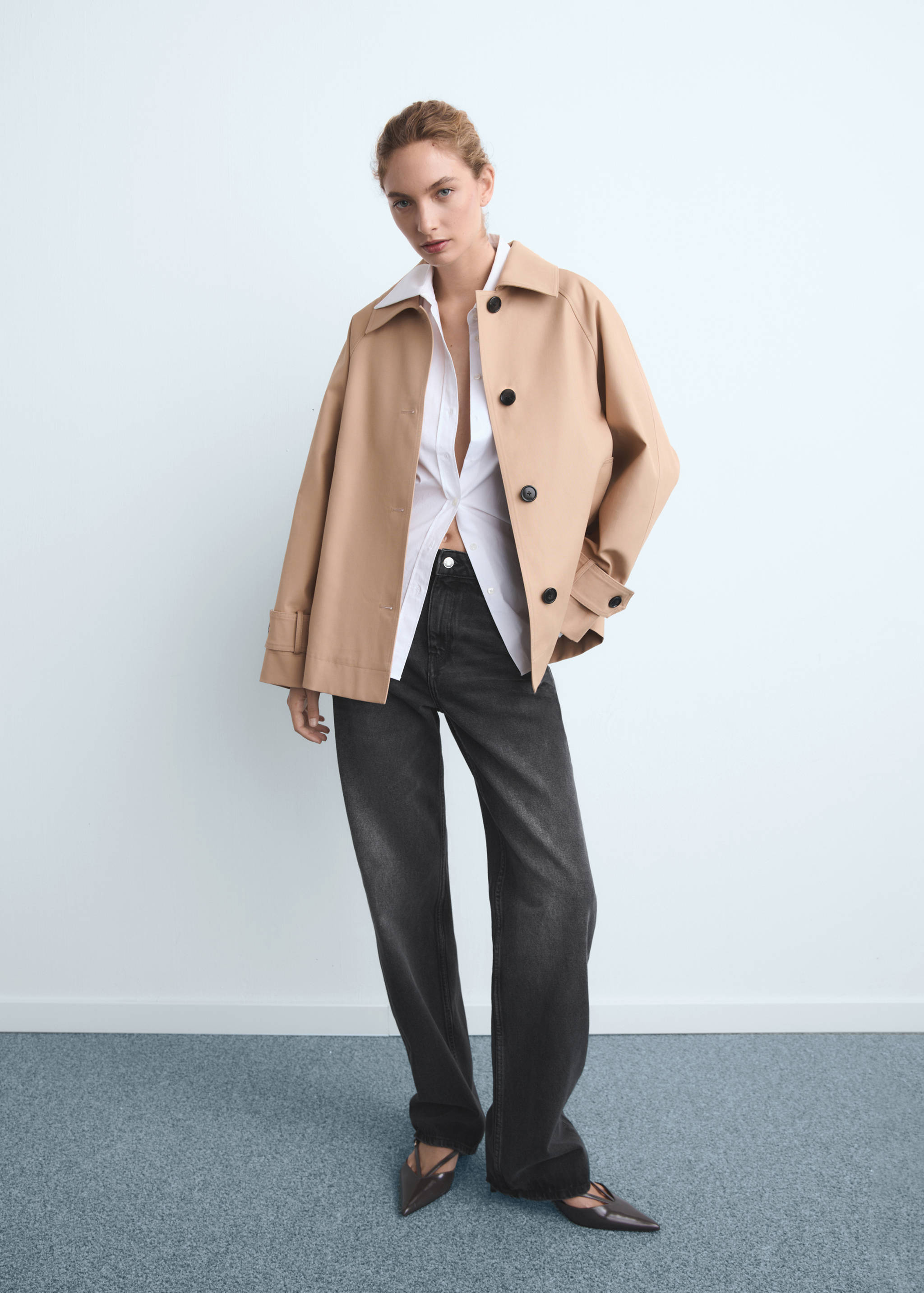 Miami medium-rise straight-fit jeans - General plane