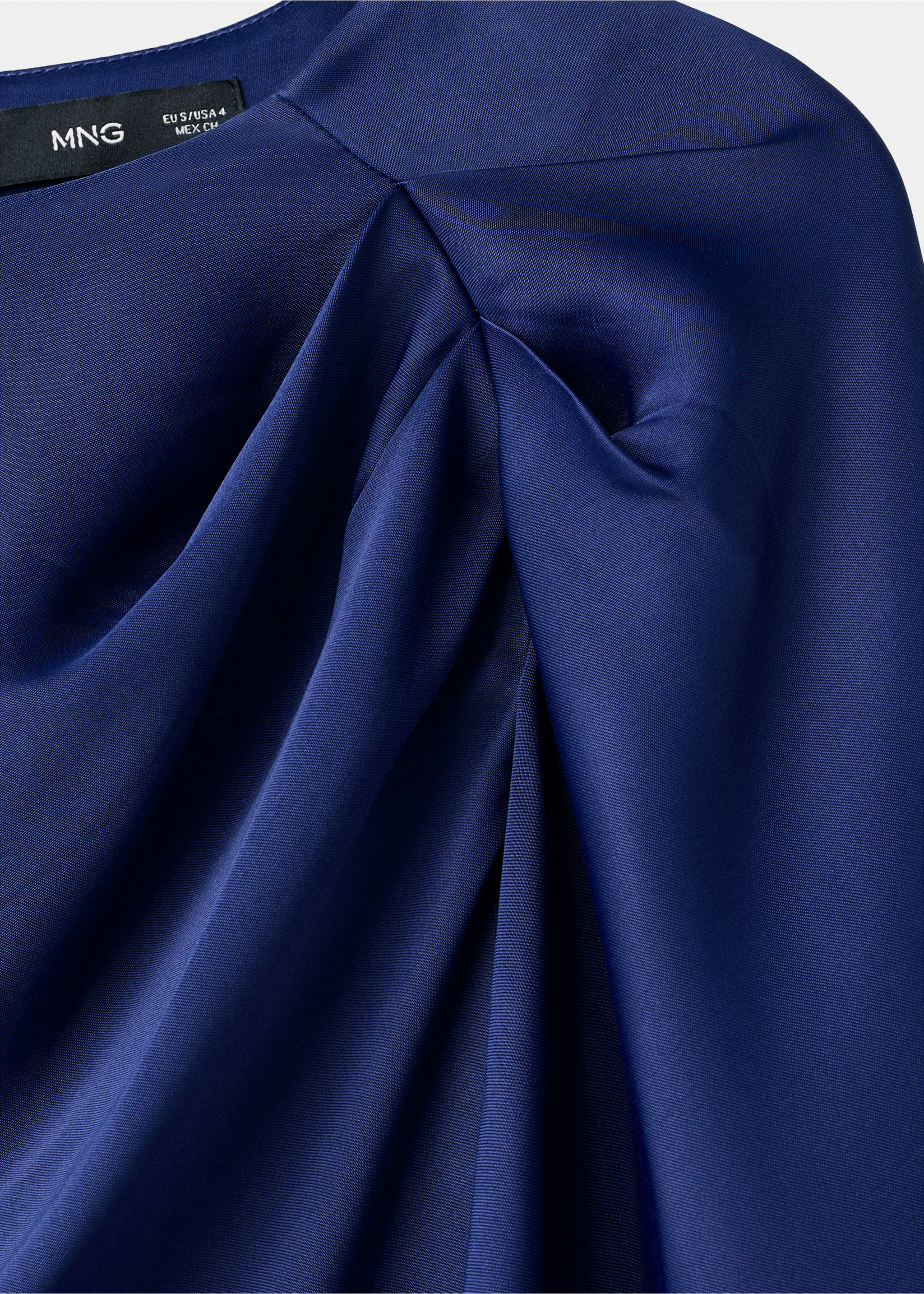 Asymmetrisches Satinkleid - Detail des Artikels 8, Marineblau. Ref: 17025831-00.
