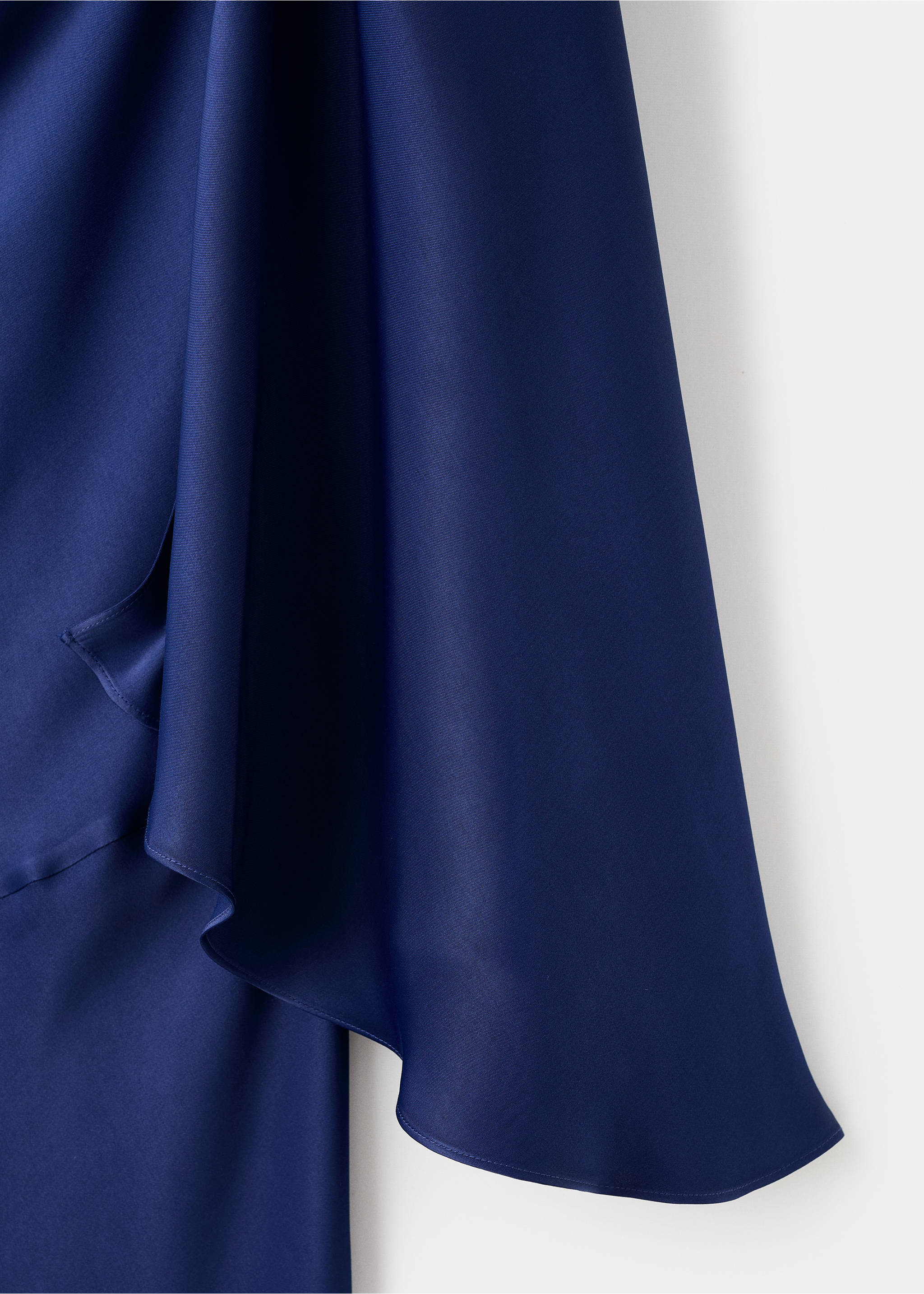Asymmetrisches Satinkleid - Detail des Artikels 0, Marineblau. Ref: 17025831-00.