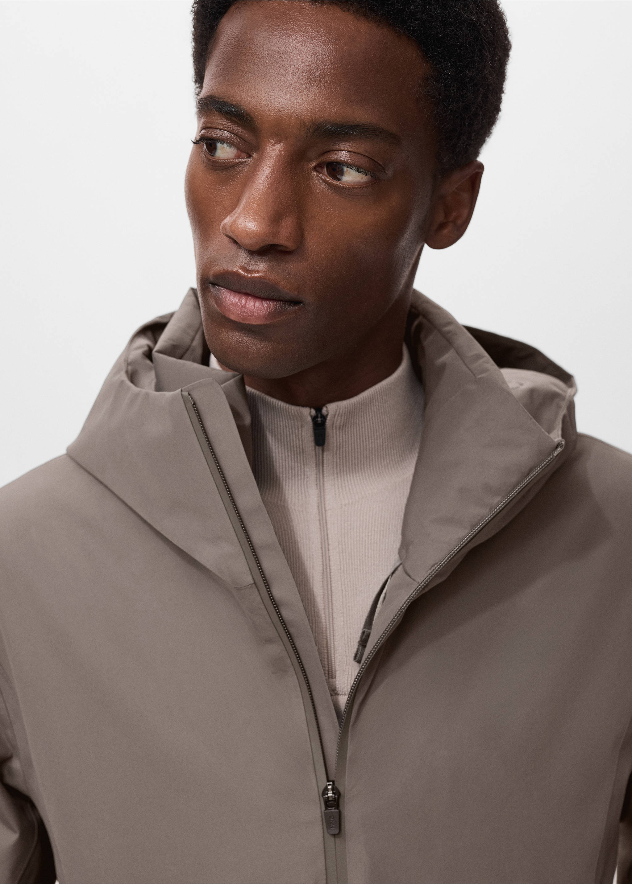Water-repellent Thermolite® hooded jacket - Details of the article 1, Medium Brown. Ref: 17025969-00.