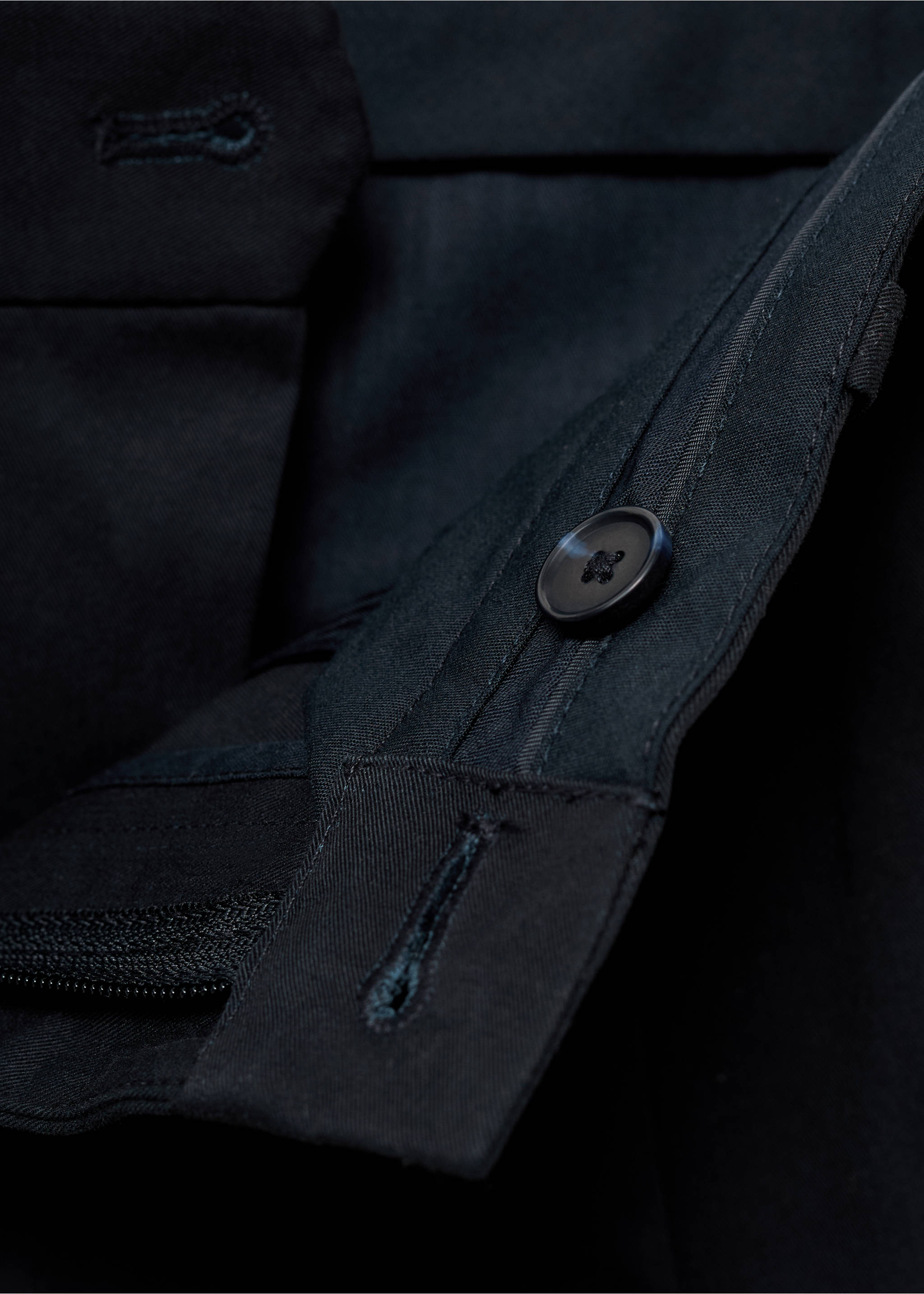 Regular fit cotton cargo trousers - Details of the article 8, Navy. Ref: 17025971-00.