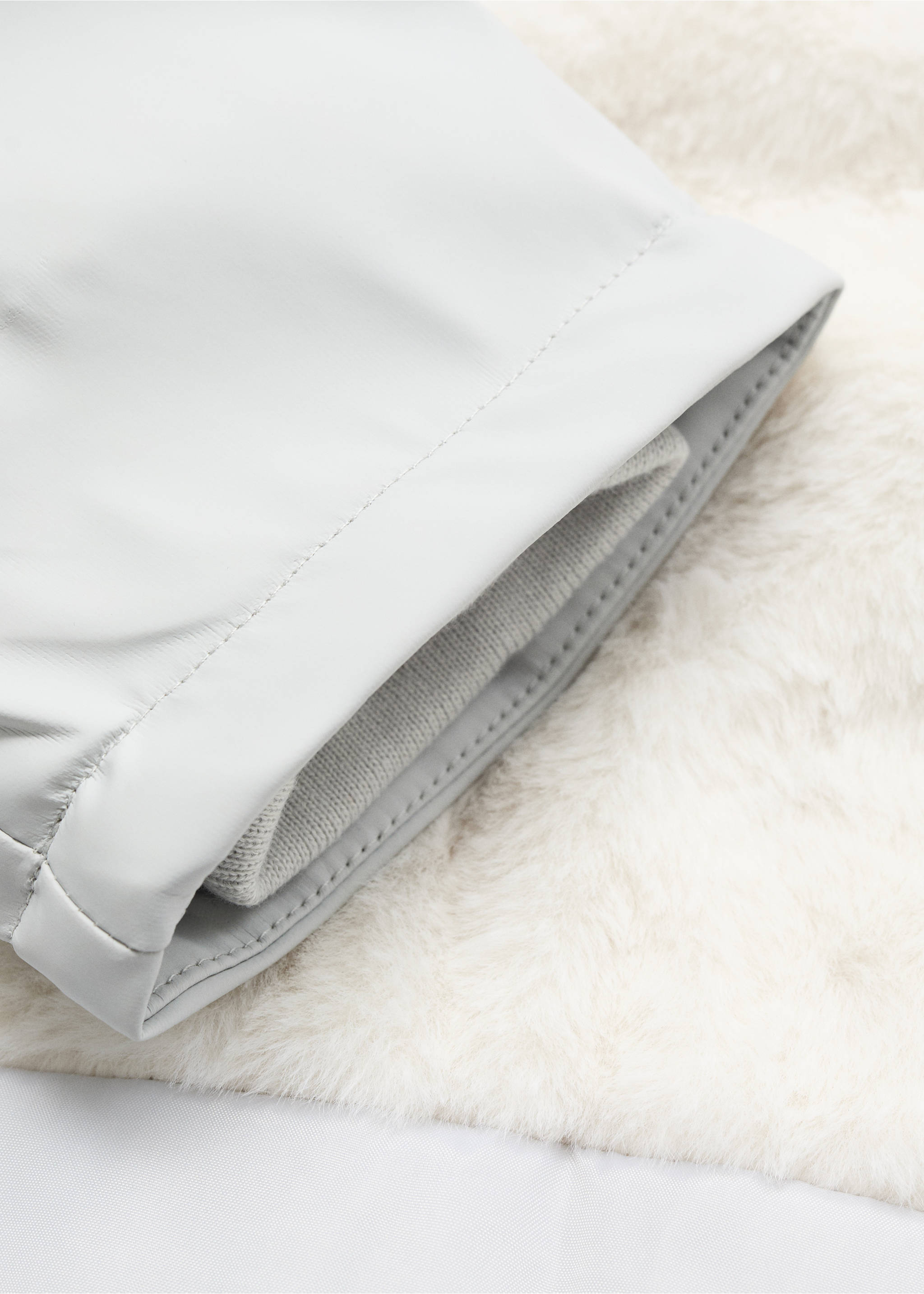 Hooded water-repellent coat - Details of the article 0, Sky Blue. Ref: 17025974-00.