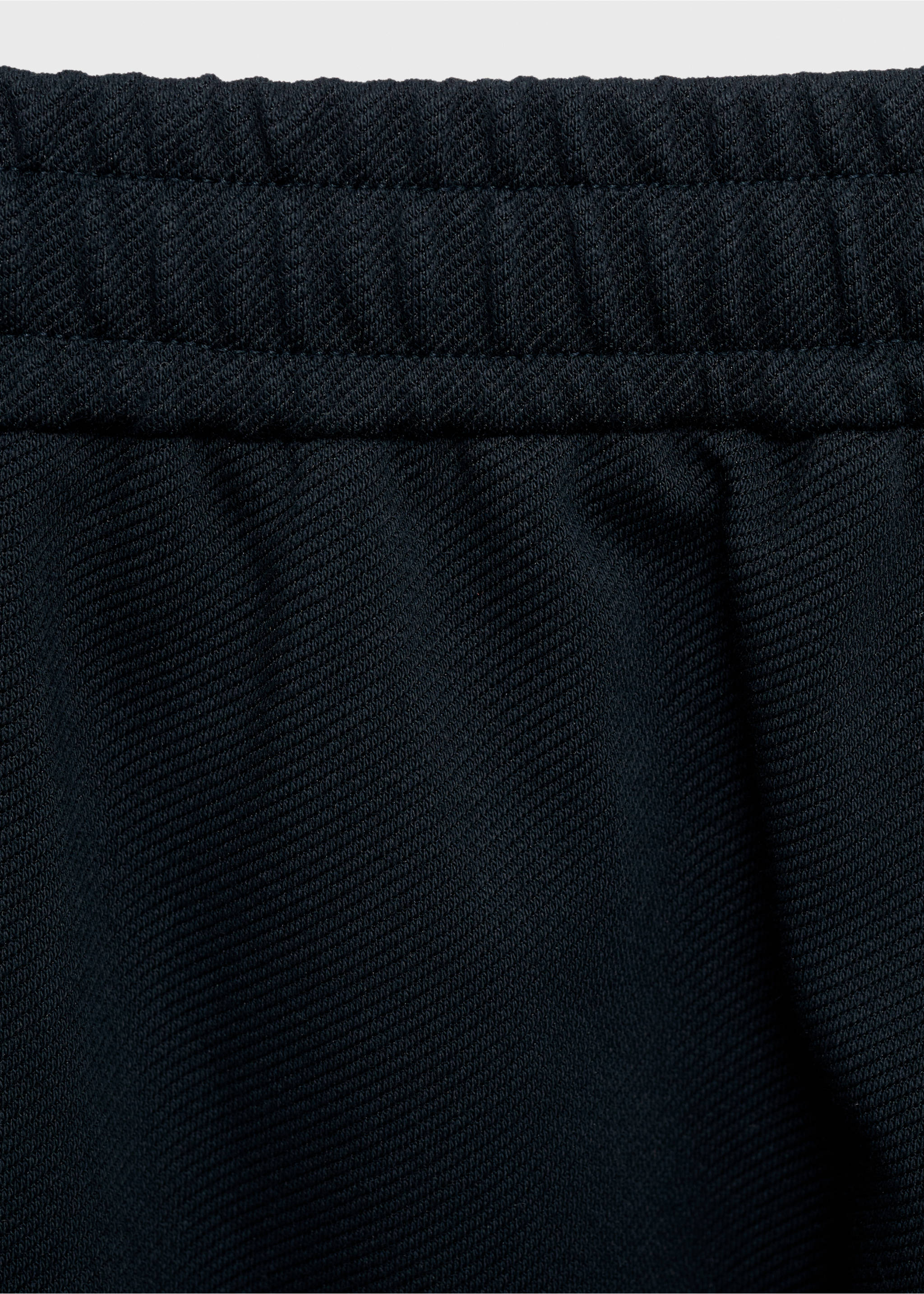 Technical structured joggers - Details of the article 8, Navy. Ref: 17025977-00.