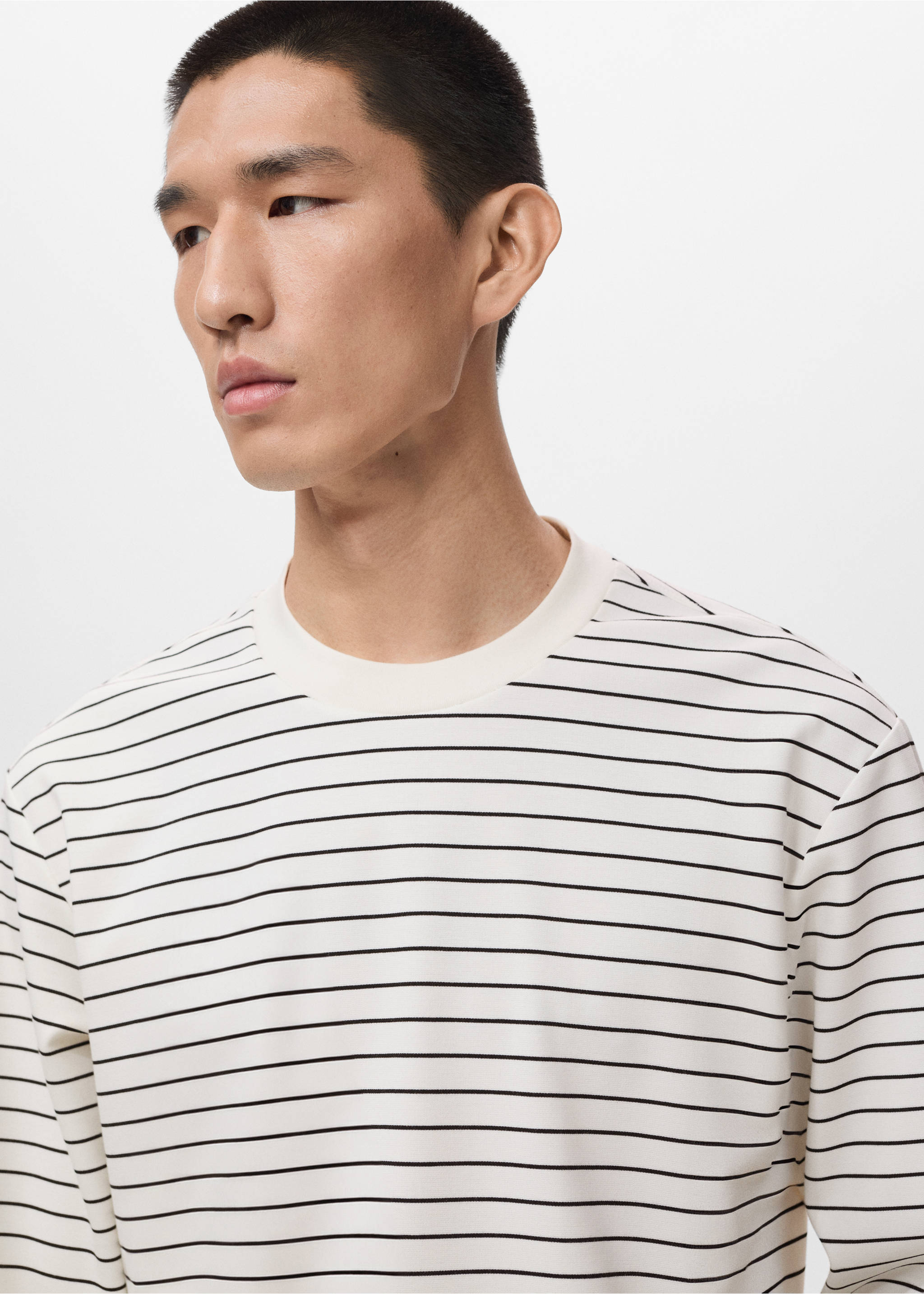Striped long sleeves t-shirt - Details of the article 1, Ecru. Ref: 17025978-00.